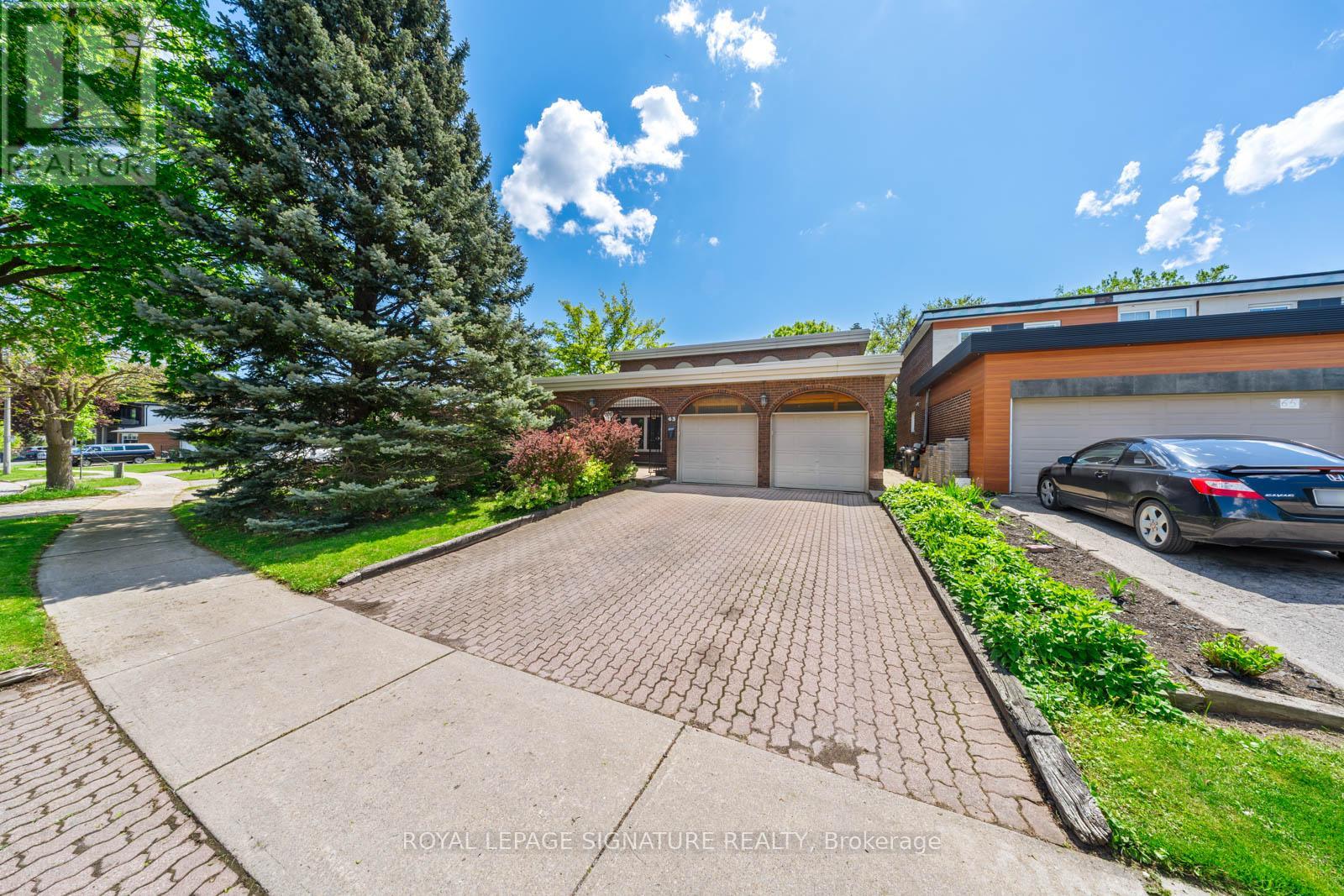 Property image for 63 COLLINGDALE ROAD|Toronto (Mount Olive-Silverstone-Jamestown), Ontario M9V3R2