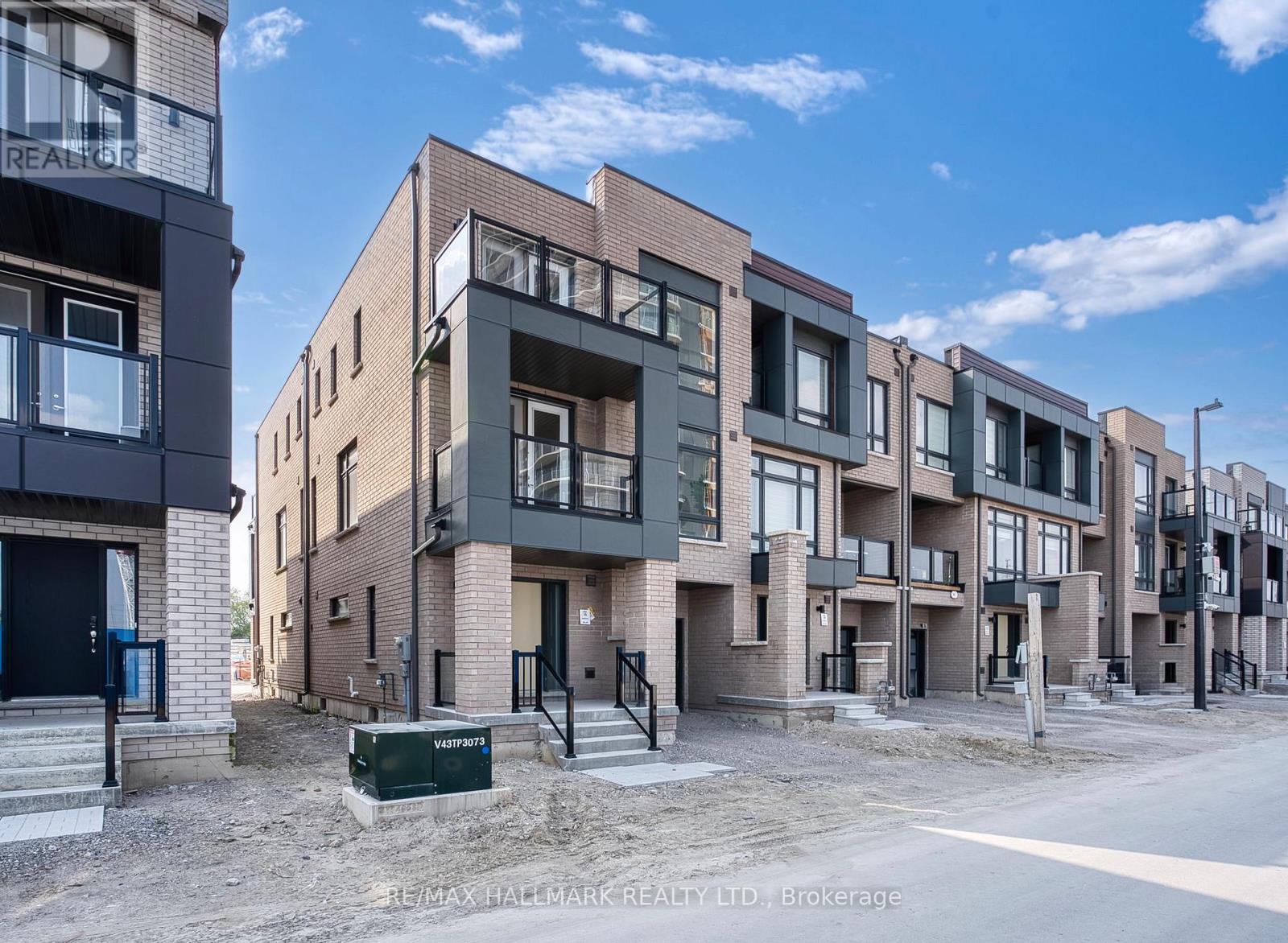 Property image for 26 DANDARA GATE|Vaughan (Steeles West Industrial), Ontario L4L1V8