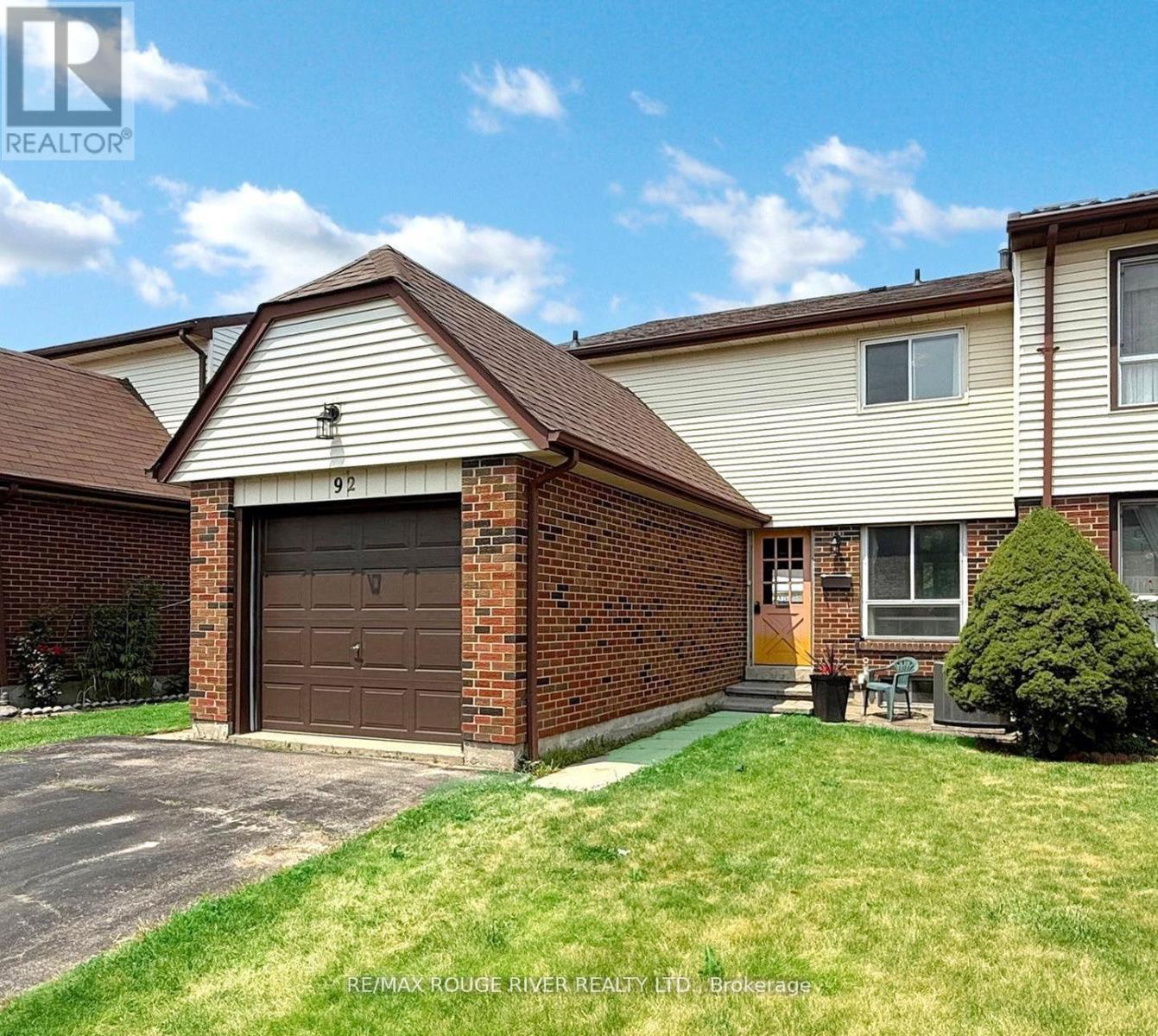 Property image for 92 PURVIS CRESCENT|Toronto (Malvern), Ontario M1B1H9
