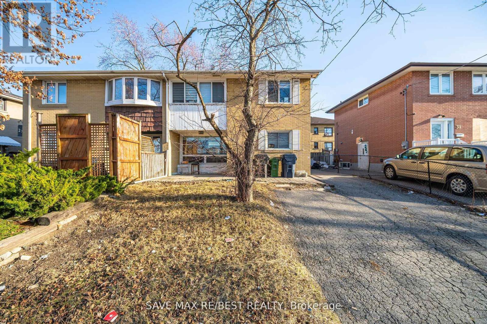 Property image for 29 BROOKMERE ROAD|Toronto (Rexdale-Kipling), Ontario M9W2X5