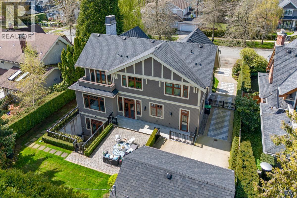For sale: 6076 ANGUS DRIVE, Vancouver, British Columbia V6M3P1