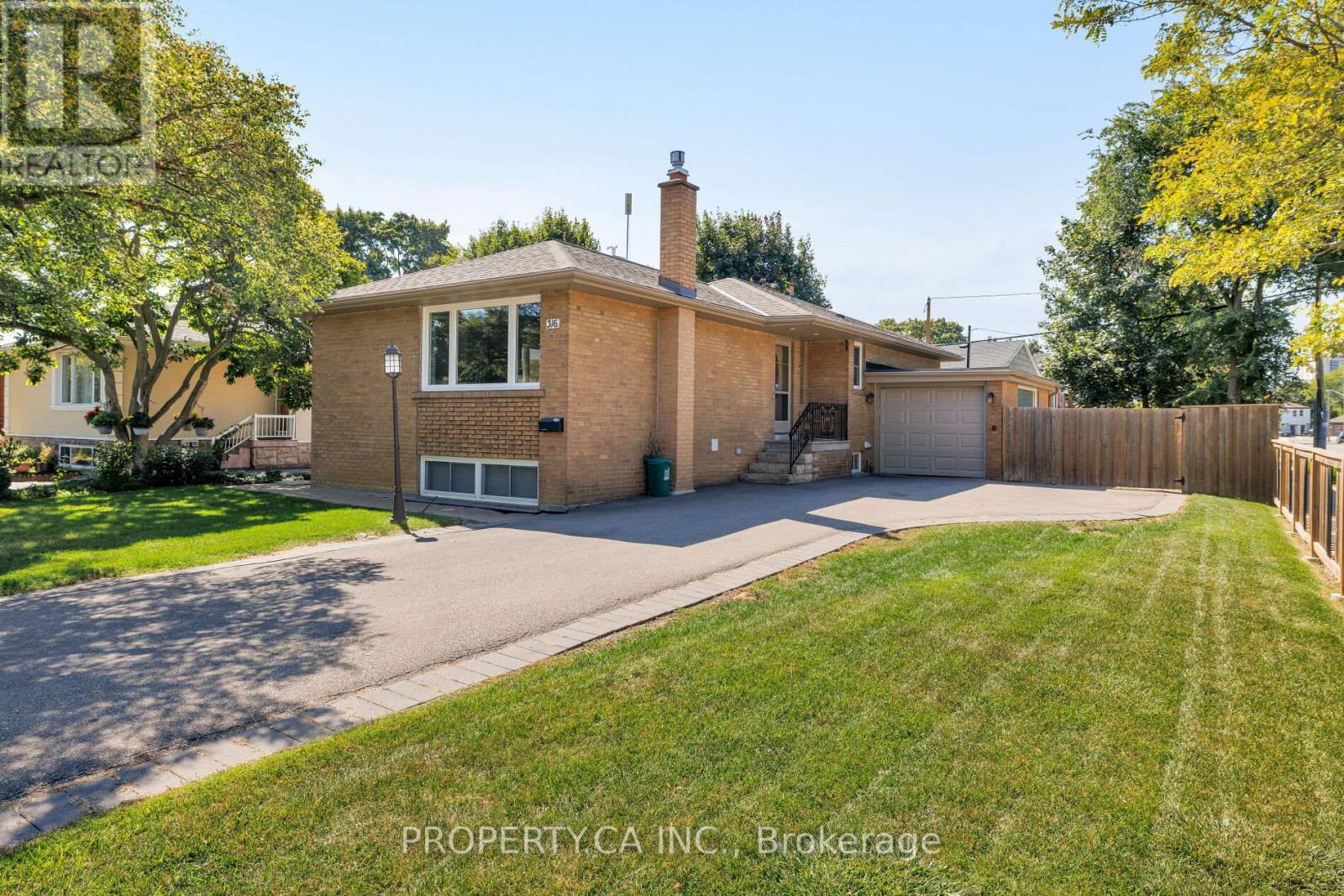 Property image for 316 RENFORTH DRIVE|Toronto (Markland Wood), Ontario M9C2L3