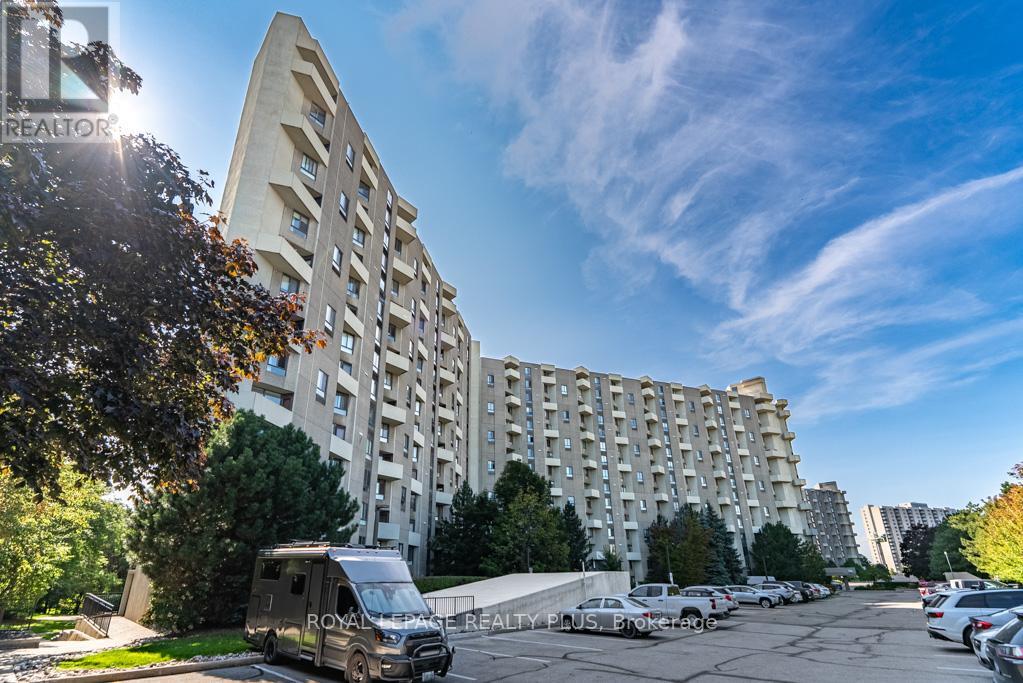 Property image for A22 - 284 MILL ROAD|Toronto (Markland Wood), Ontario M9C4W6