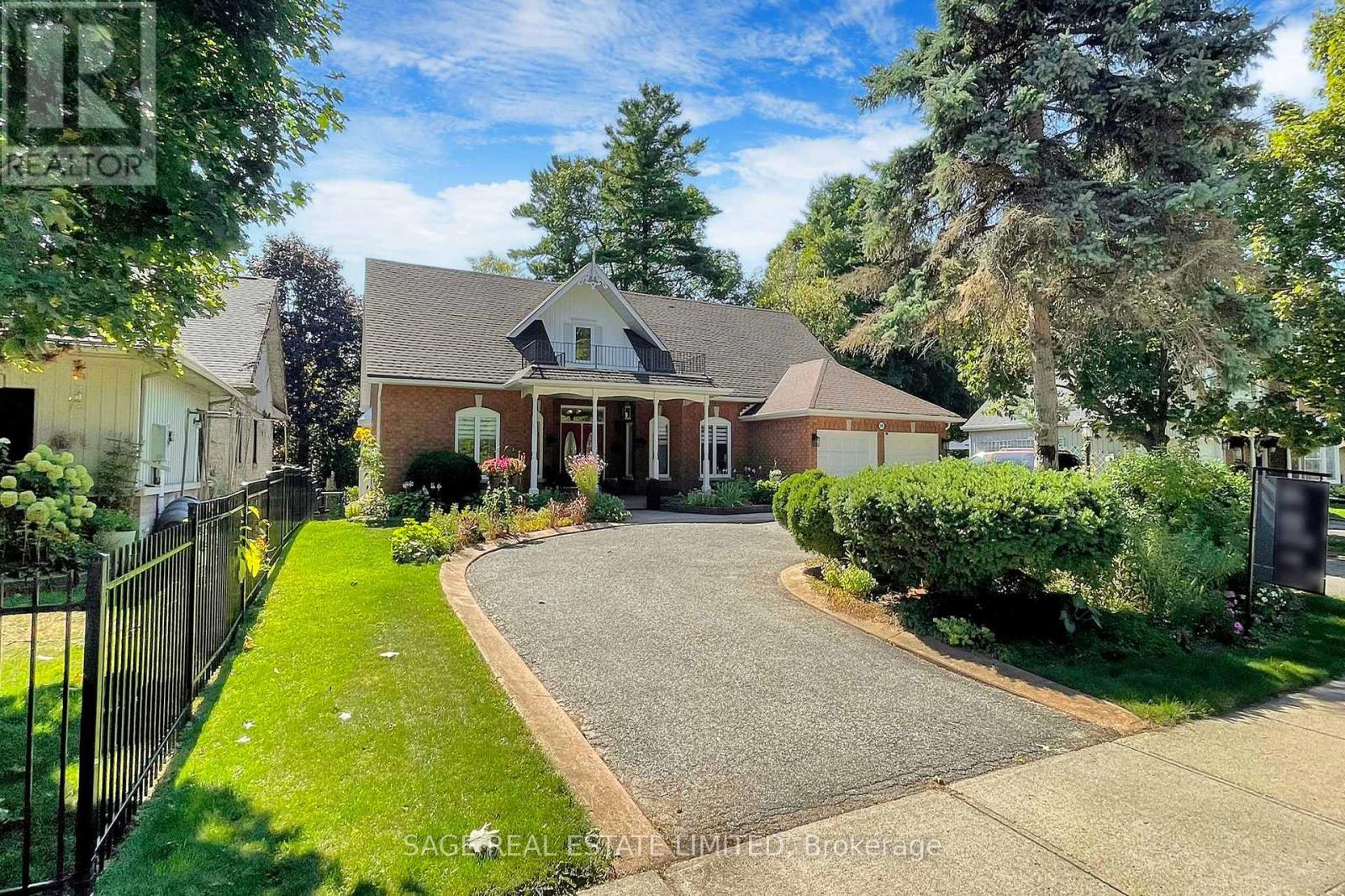 Property image for 91 TWYN RIVERS DRIVE|Pickering (Rougemount), Ontario L1V1E1