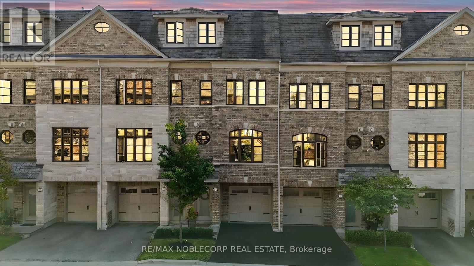 Property image for 5 - 9 POWSELAND CRESCENT|Vaughan (West Woodbridge), Ontario L4L0C5