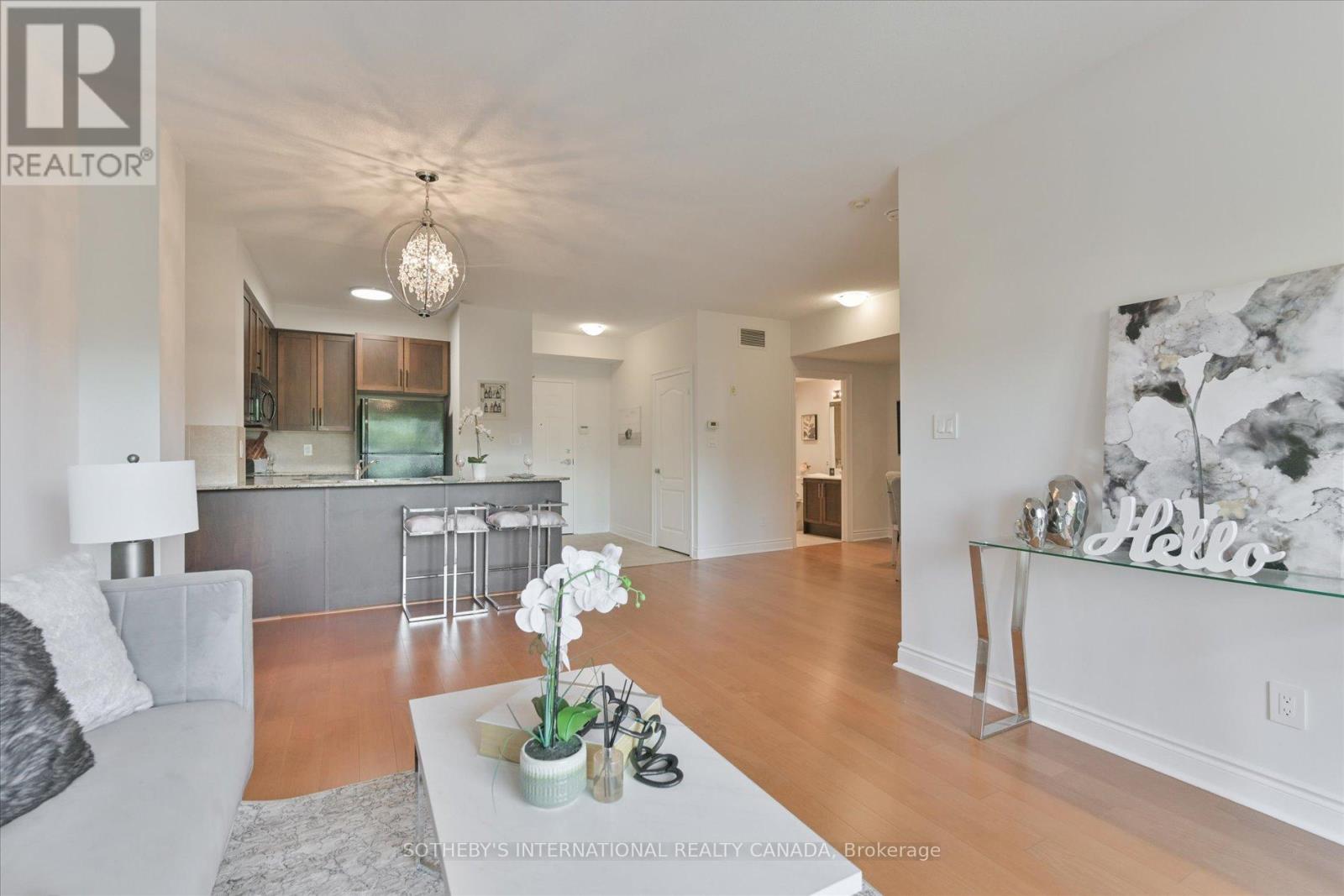 Property image for 409 - 160 WOODBRIDGE AVENUE|Vaughan (West Woodbridge), Ontario L4L0B8