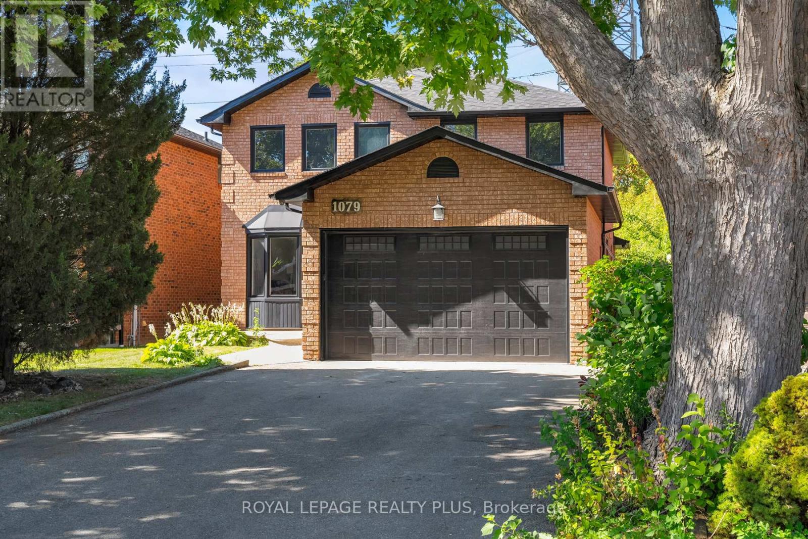 Property image for 1079 HEDGE DRIVE|Mississauga (Lakeview), Ontario L4Y1G3