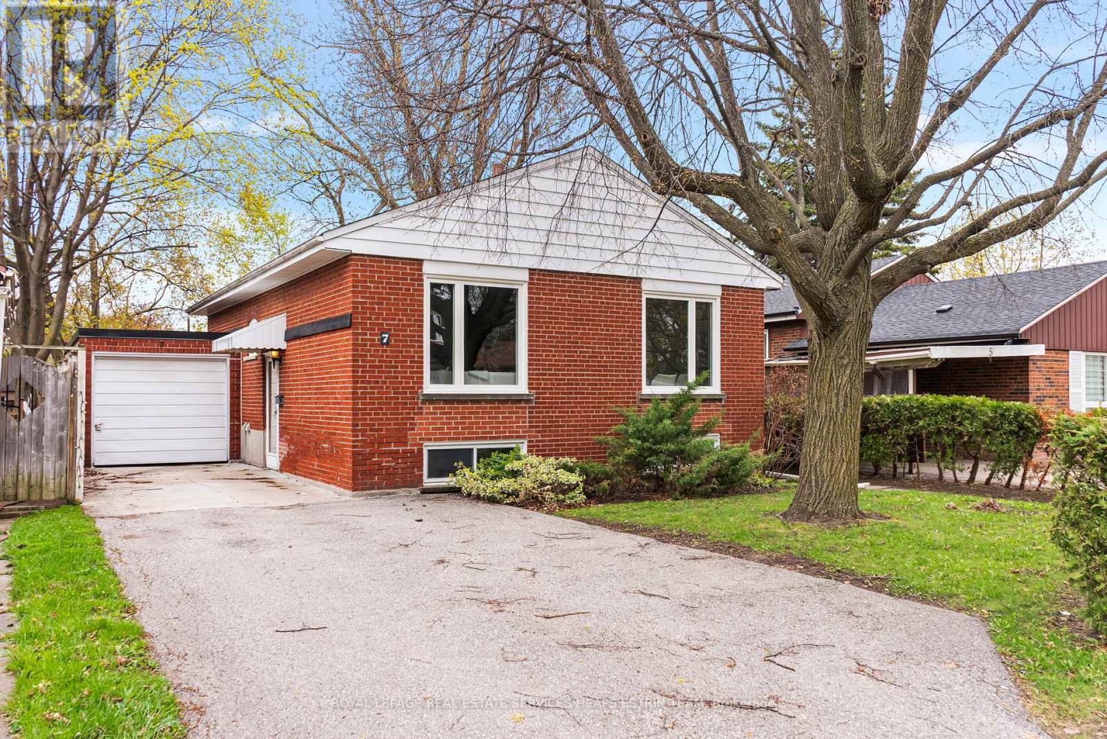 Property image for 7 KECALA ROAD|Toronto (Dorset Park), Ontario M1P1K5