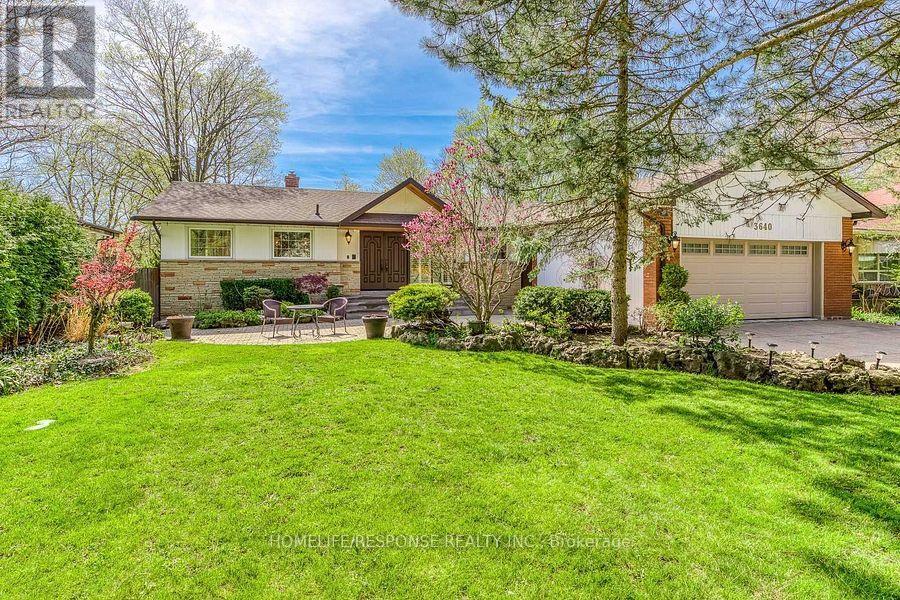 Property image for 3640 BURNBRAE DRIVE|Mississauga (Erindale), Ontario L5C2N7
