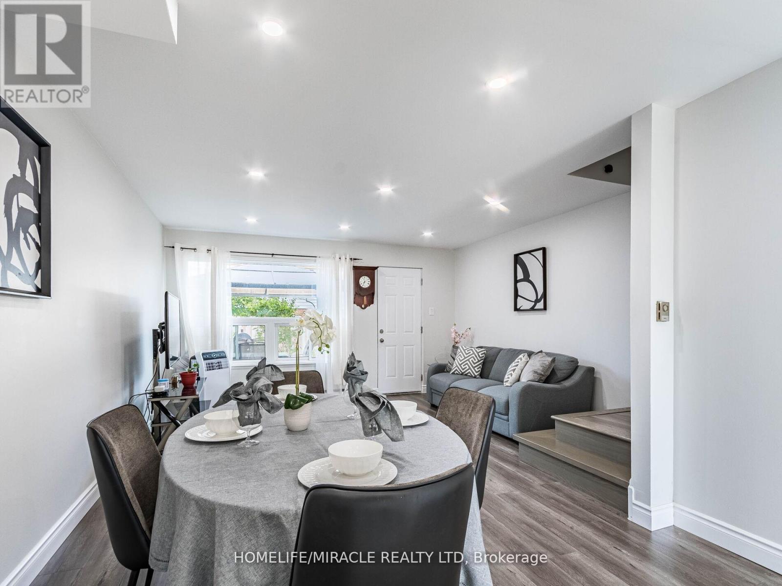 Property image for 124 - 180 MISSISSAUGA VALLEY BOULEVARD|Mississauga (Mississauga Valleys), Ontario L5A3M2