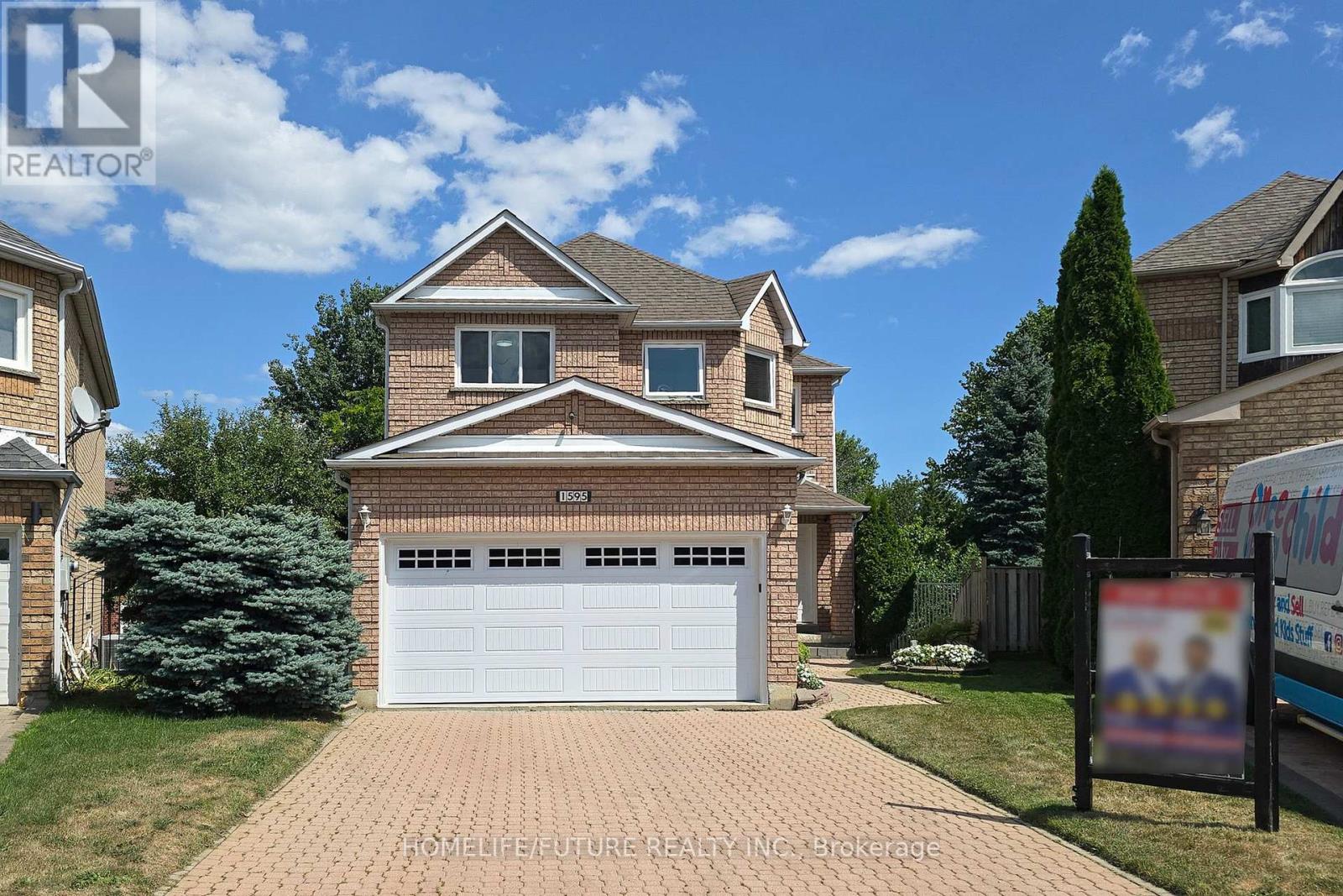 Property image for 1595 DEERHURST COURT|Pickering (Highbush), Ontario L1V6Y7
