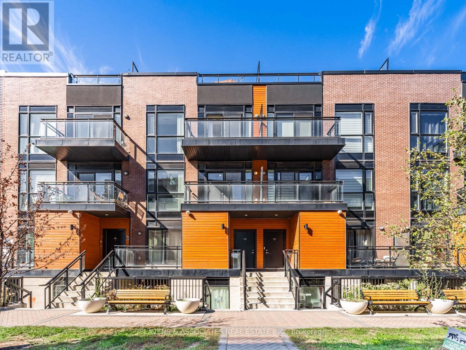 Property image for D1203 - 5289 HIGHWAY 7|Vaughan (Vaughan Grove), Ontario L4L0J1