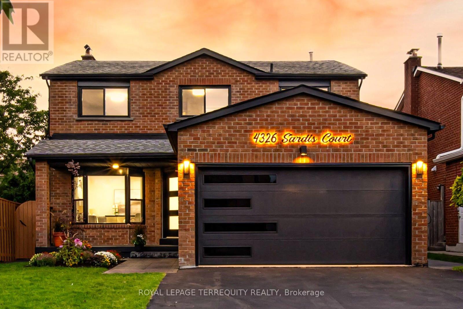 Property image for 4326 SARDIS COURT|Mississauga (Rathwood), Ontario L4W4B3