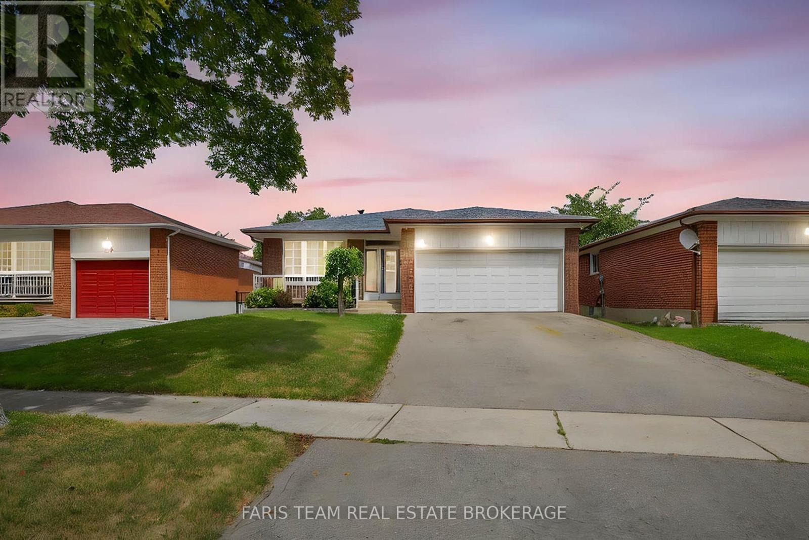 Property image for 38 COLLINGDALE ROAD|Toronto (Mount Olive-Silverstone-Jamestown), Ontario M9V3R1