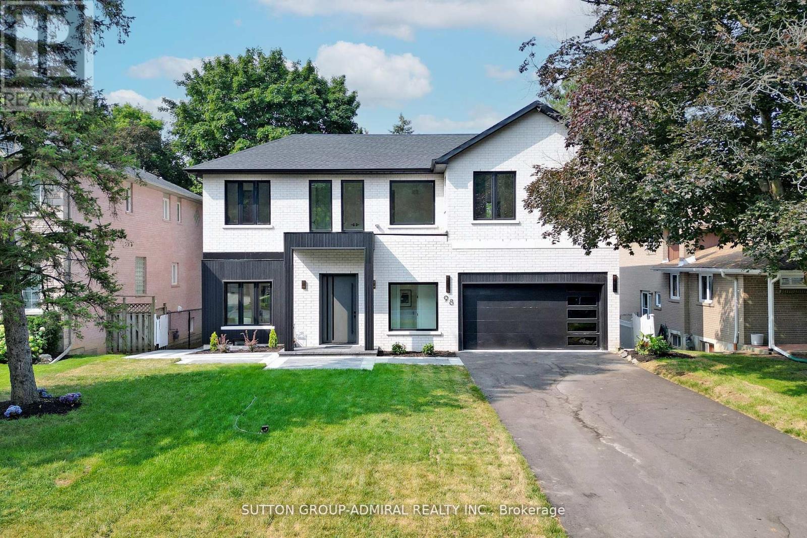 Property image for 98 BABCOMBE DRIVE|Markham (Bayview Glen), Ontario L3T1N1