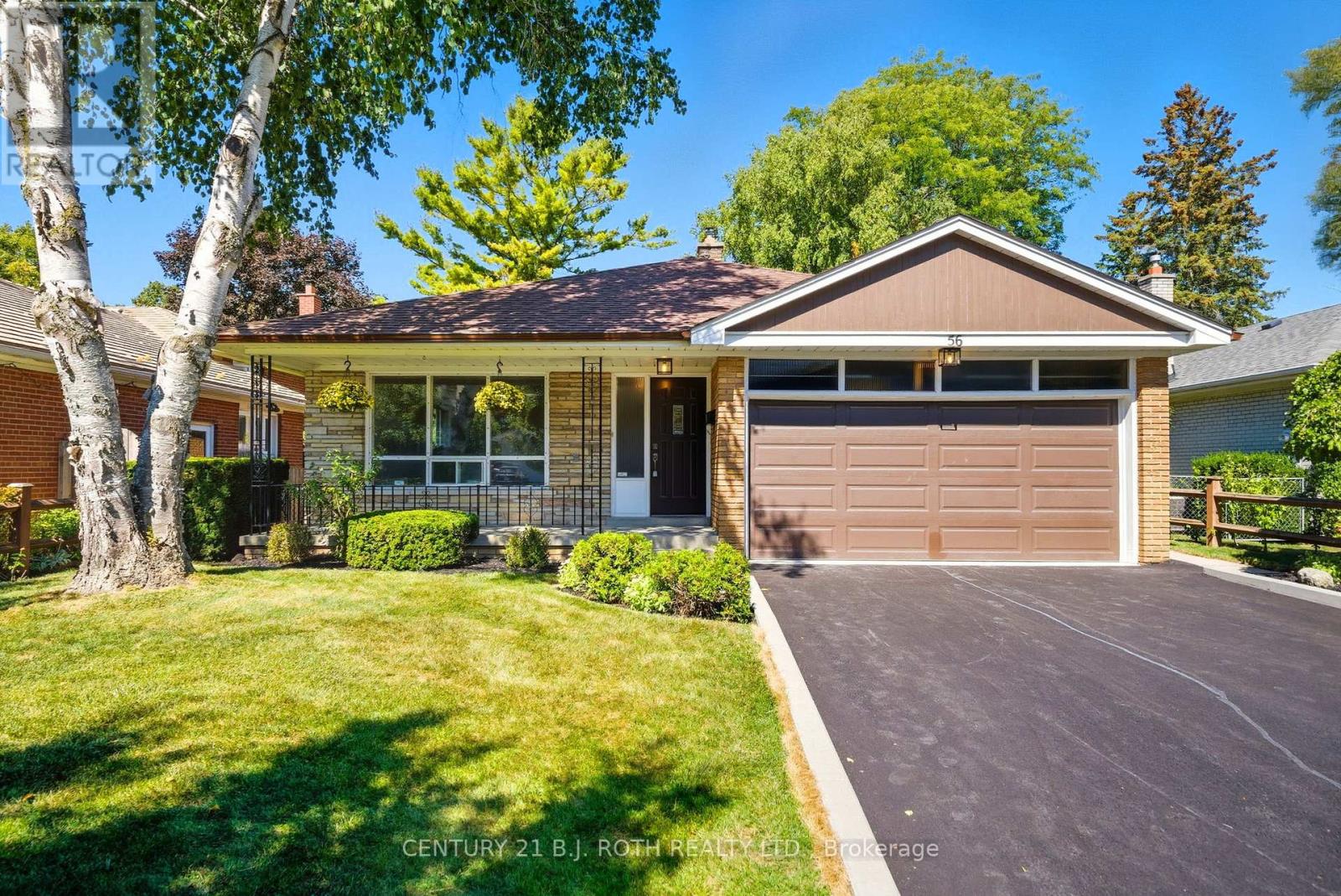 Property image for 56 WEATHERSTONE CRESCENT|Toronto (Bayview Woods-Steeles), Ontario M2H1C2