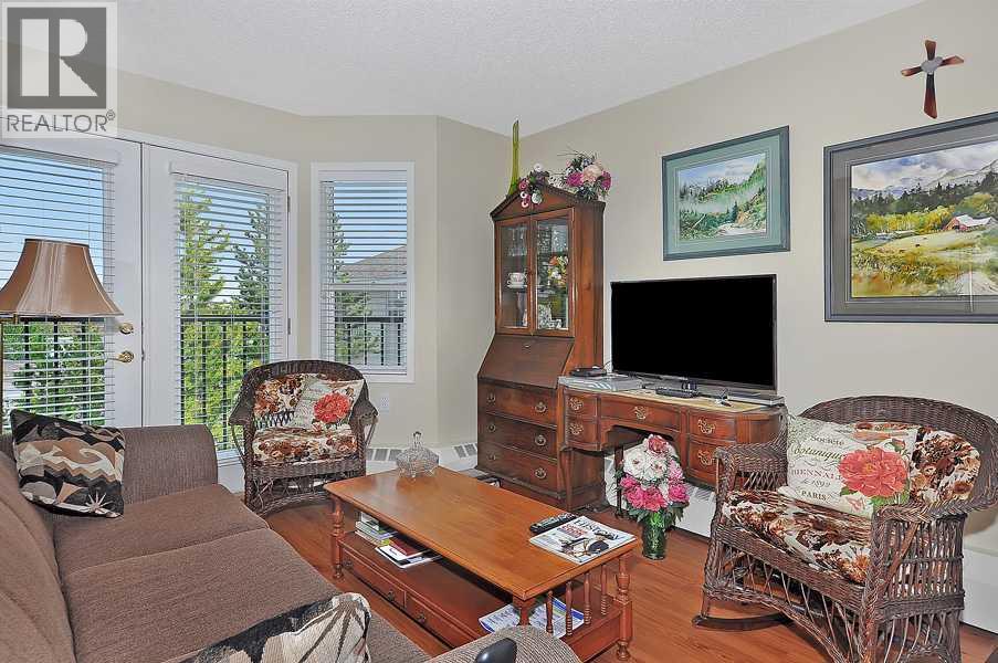 Apartment for Sale in 1240, 5200 44 Avenue NE|Calgary, Alberta T1Y7L4 3