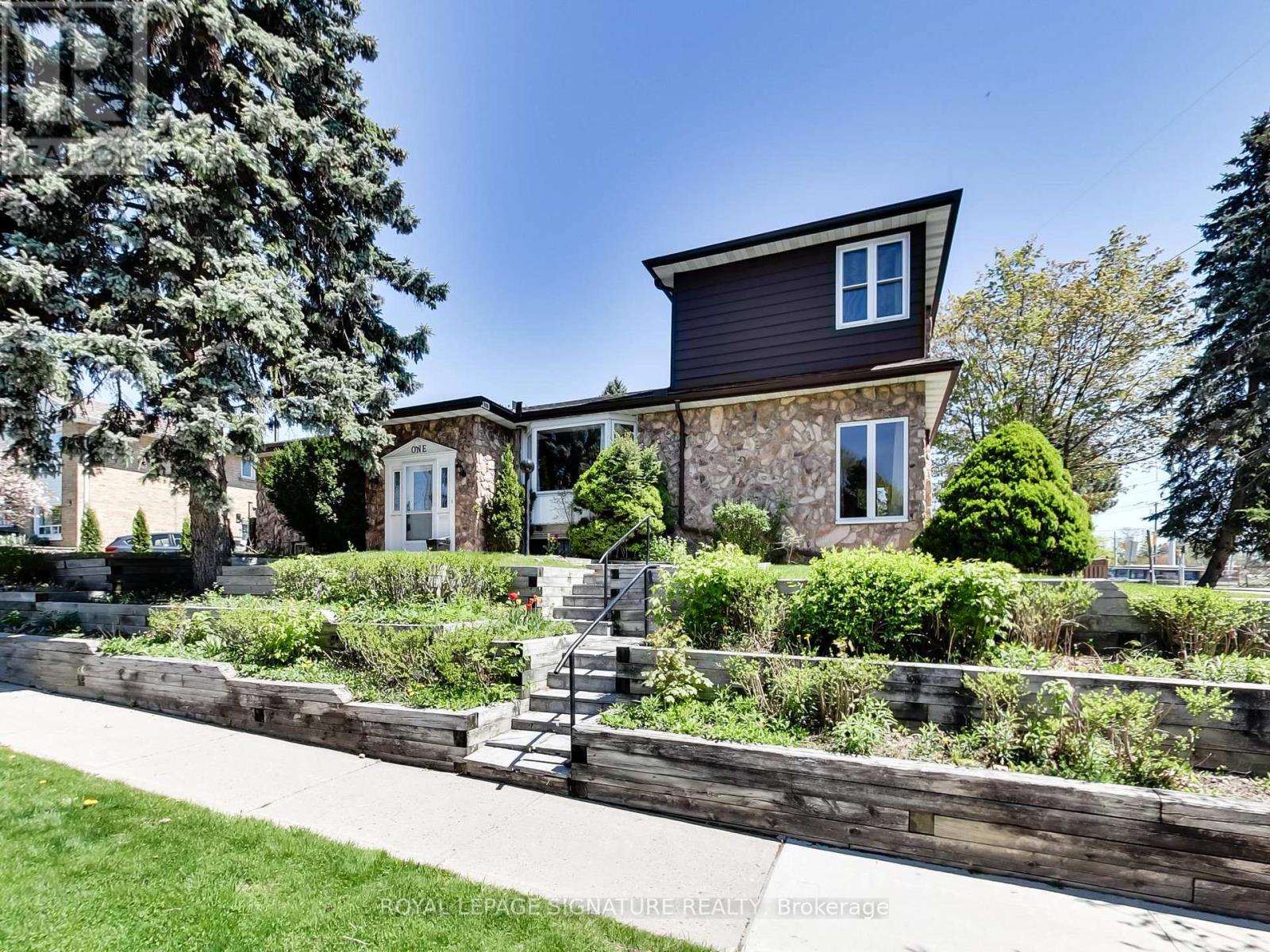 Property image for 1 KENCLIFF CRESCENT|Toronto (Bendale), Ontario M1P4E2