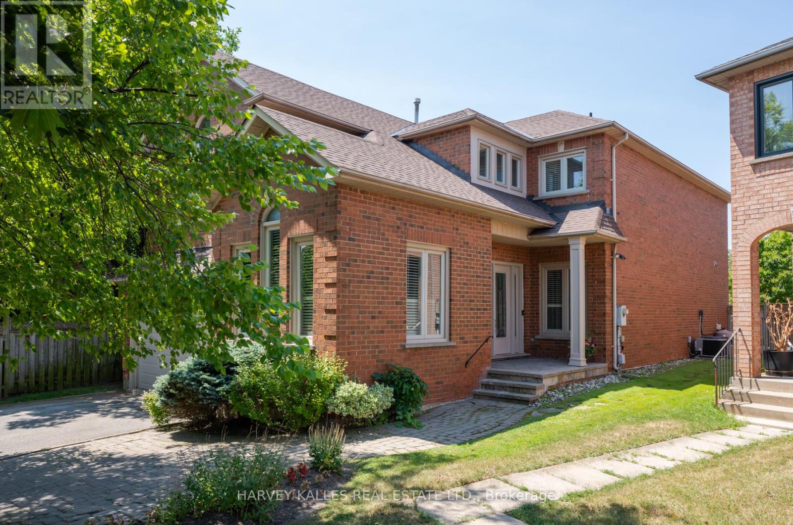 Property image for 12 ALTA VISTA COURT|Vaughan (Beverley Glen), Ontario L4J7T6