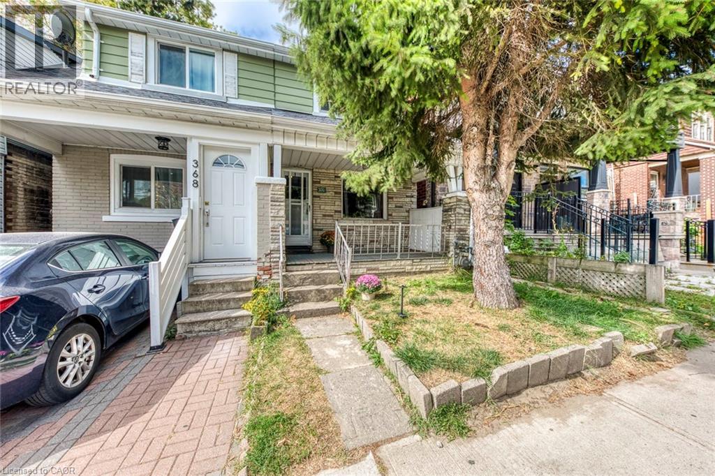 Property image for 370 COXWELL Avenue|Toronto, Ontario M4L3B7