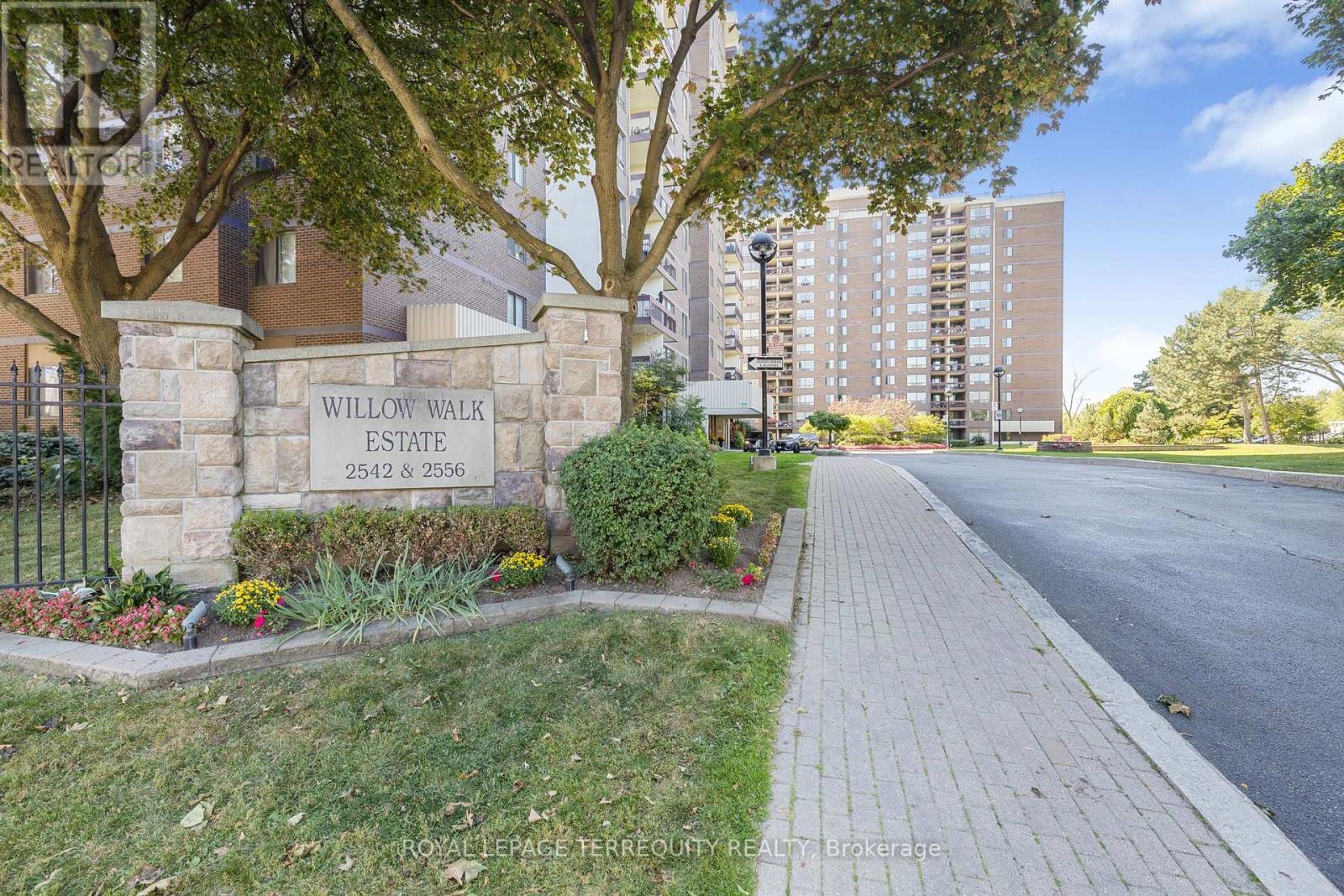Property image for 601 - 2556 ARGYLE ROAD|Mississauga (Cooksville), Ontario L5B2H6