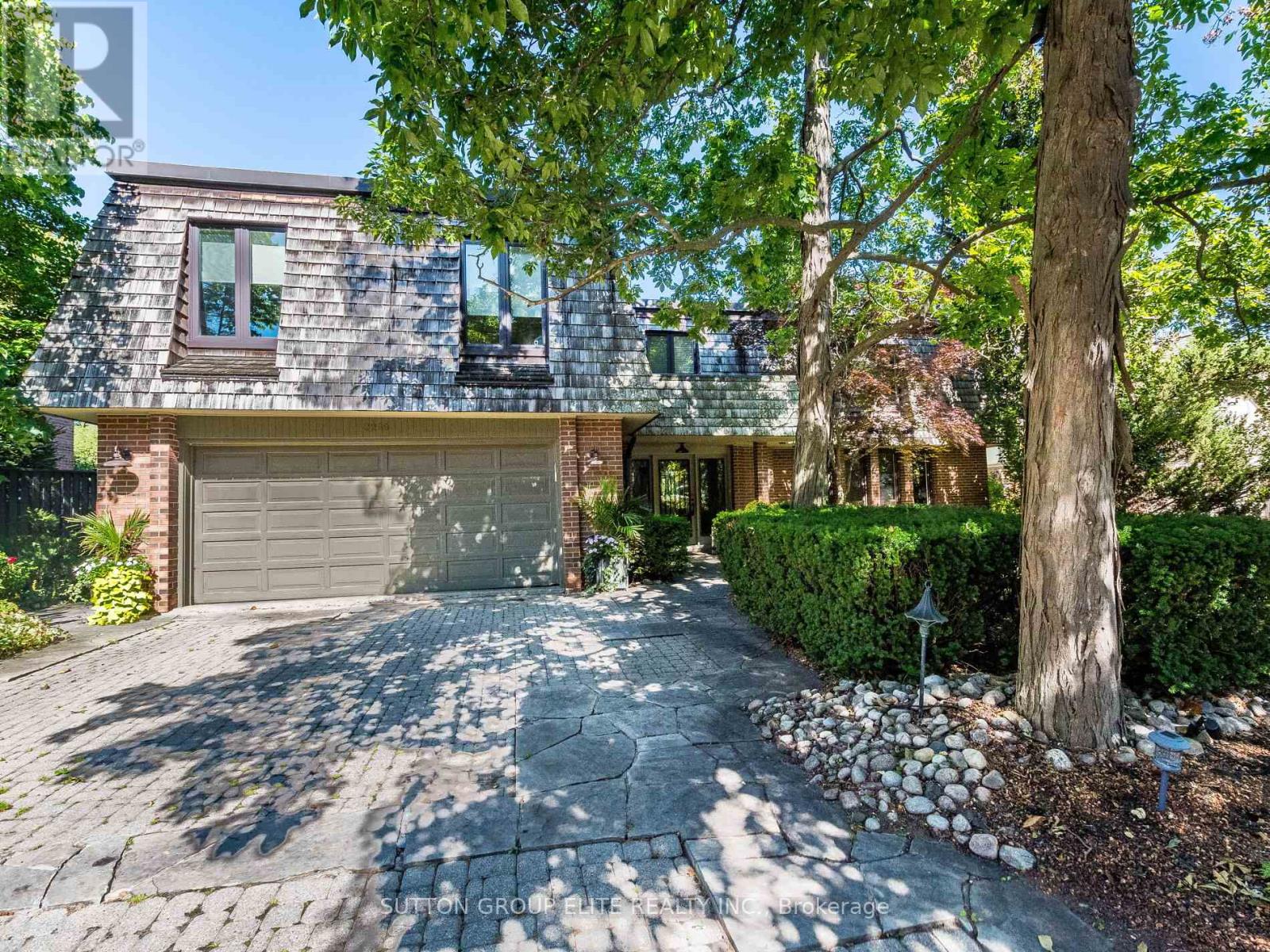 Property image for 2269 SHARDAWN MEWS|Mississauga (Erindale), Ontario L5C1W6