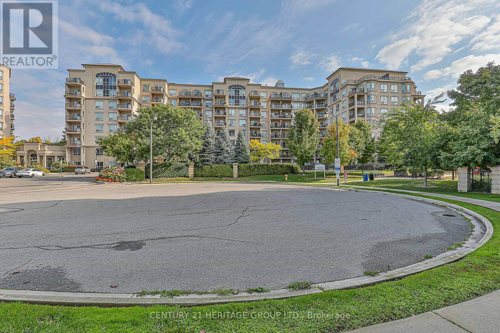 Property image for 414 - 2 MAISON PARC COURT|Vaughan (Lakeview Estates), Ontario L4J9K4
