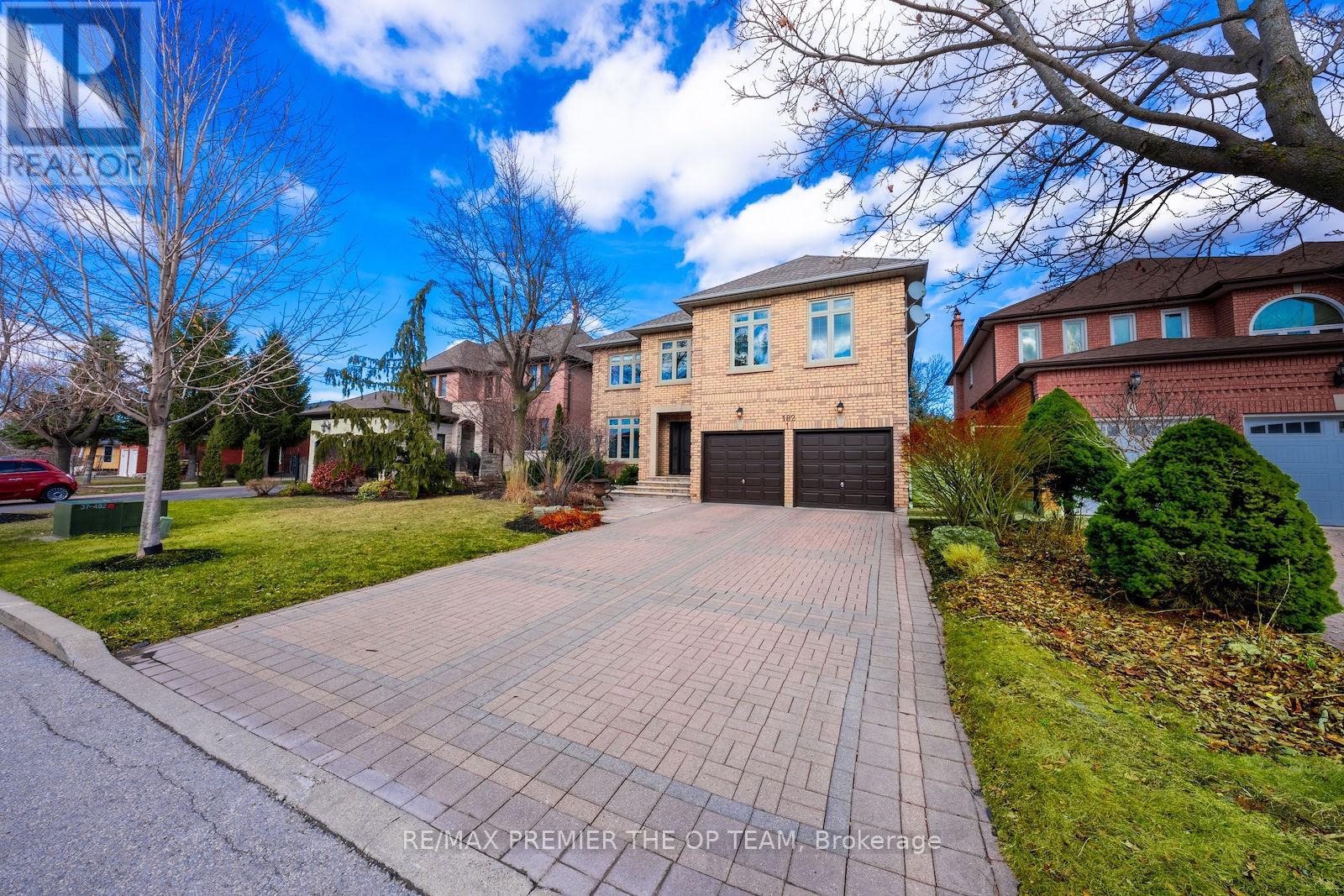 Property image for 182 CLOVER LEAF STREET|Vaughan (East Woodbridge), Ontario L4L5H7