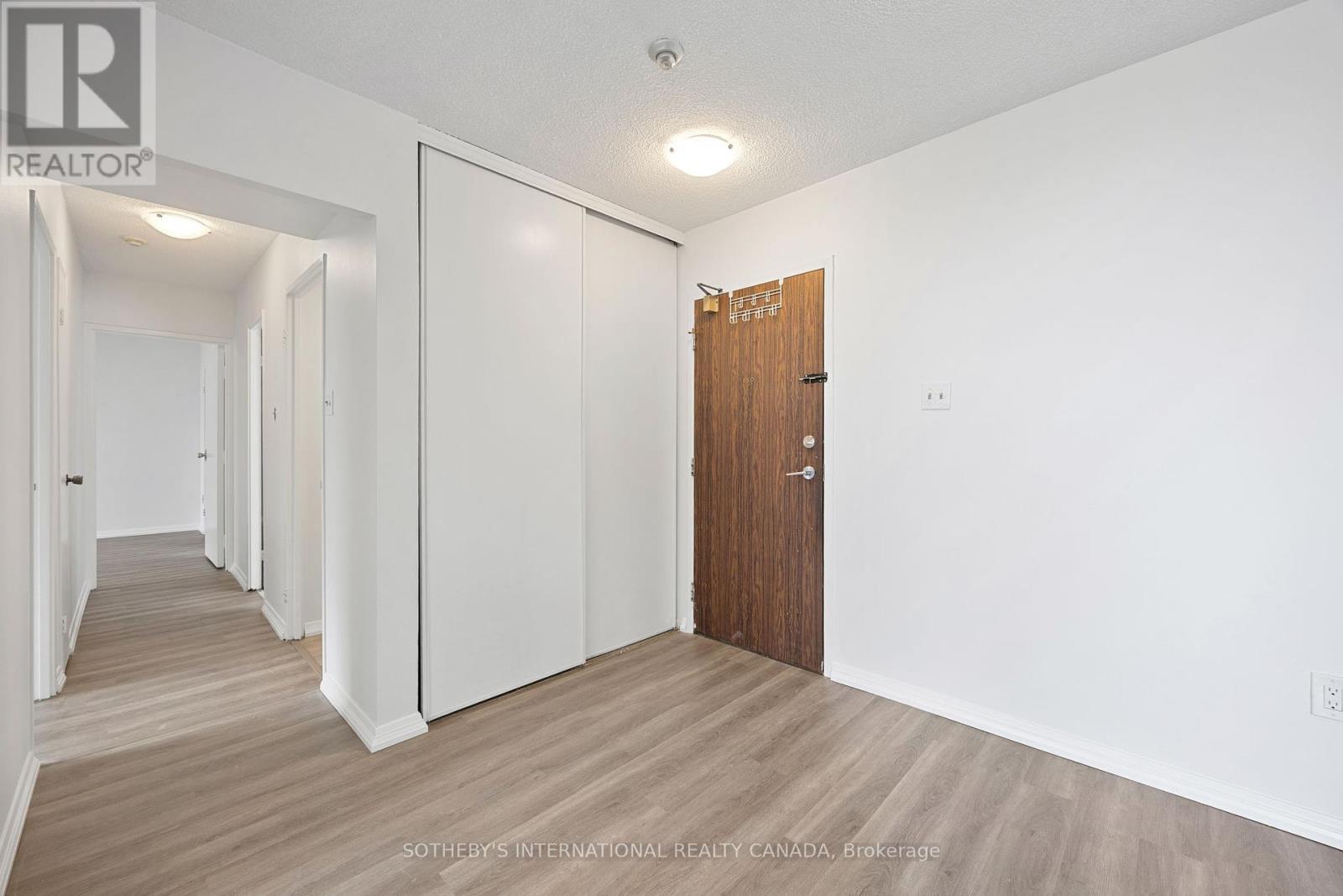 Property image for 911 - 100 PRUDENTIAL DRIVE|Toronto (Dorset Park), Ontario M1P4V4