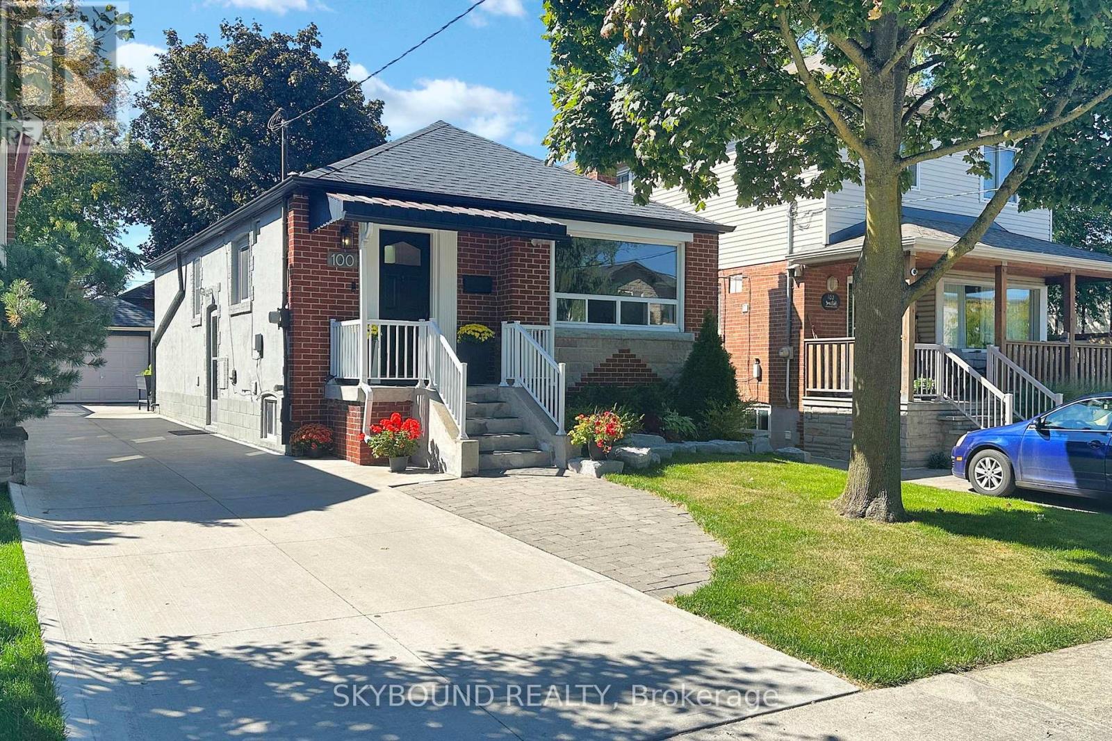 Property image for 100 LANKIN BOULEVARD|Toronto (East York), Ontario M4J4X3