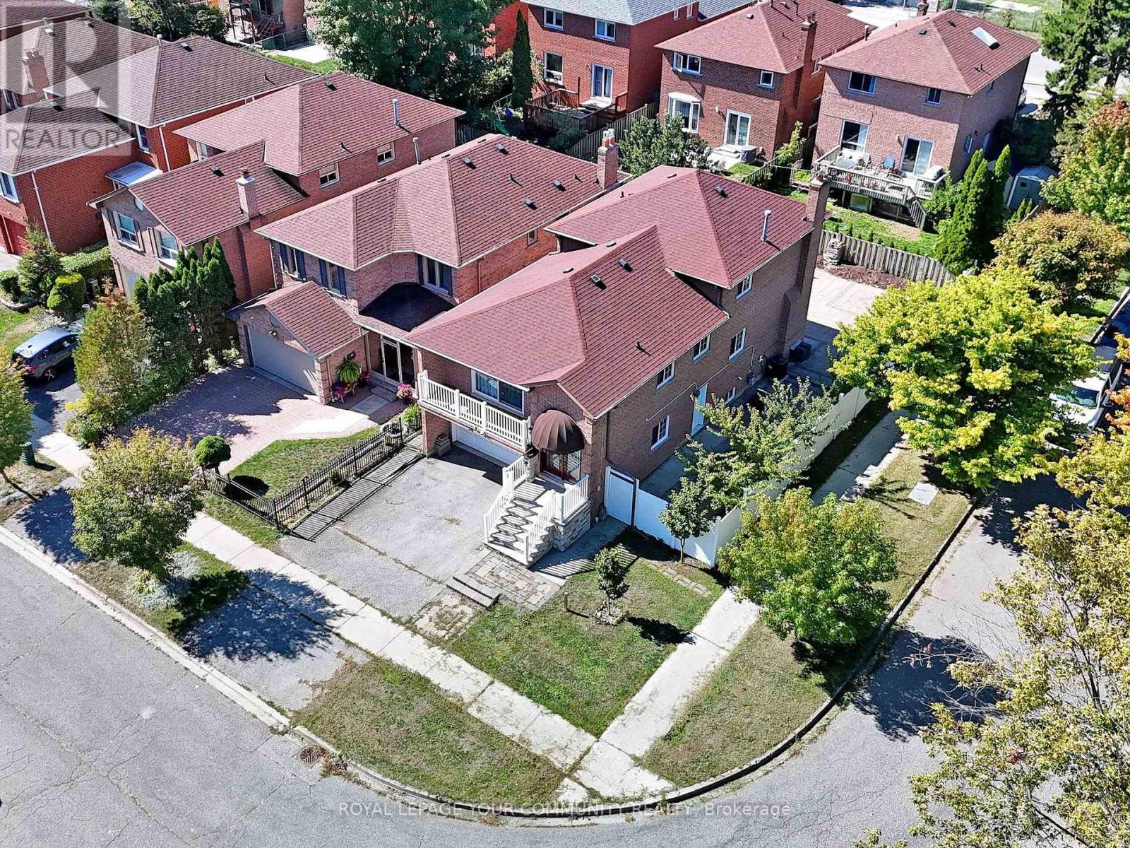 Property image for 54 EMCARR DRIVE|Toronto (West Hill), Ontario M1E5A1