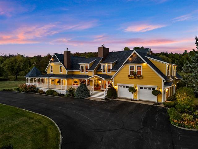 60 Maisons Unifamiliales à Vendre Rock Forest Saint-Élie