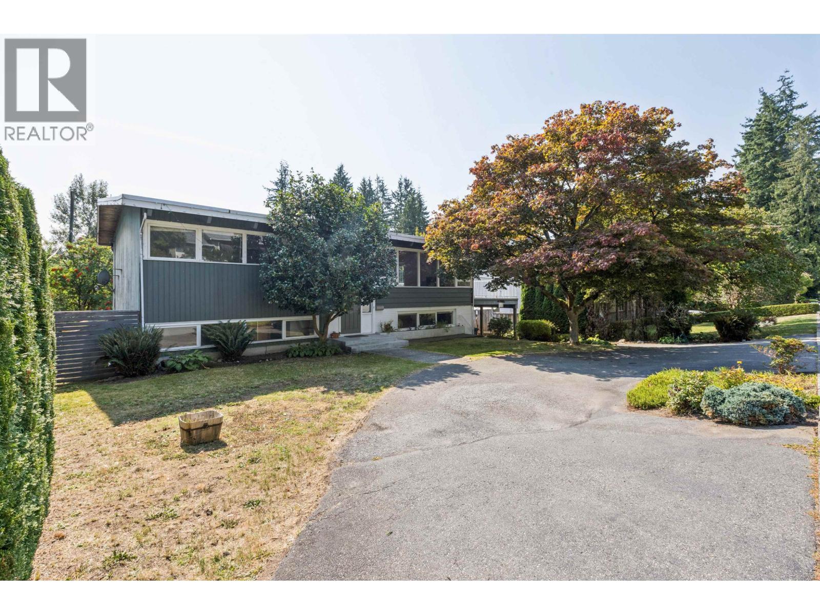 Primary image of 1023 ARLINGTON CRESCENT|North Vancouver, British Columbia V7R1K8
