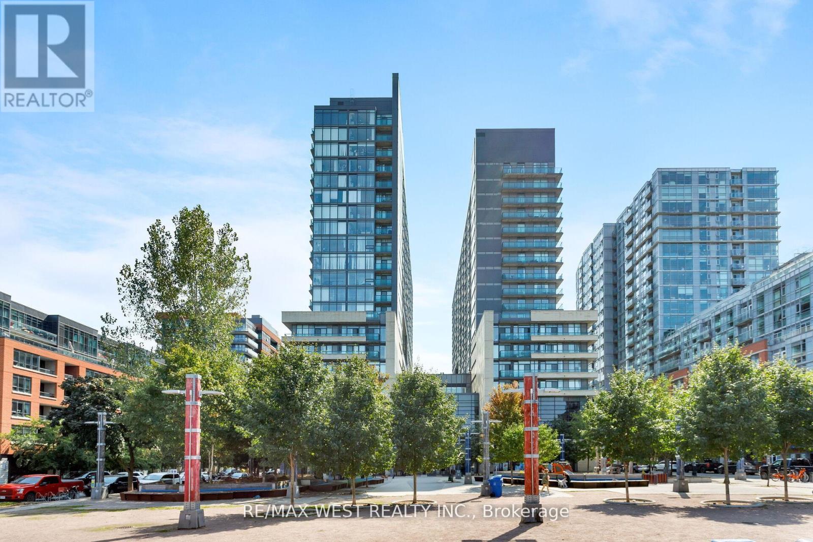 Property image for 1621E - 36 LISGAR STREET|Toronto (Little Portugal), Ontario M6J0C7
