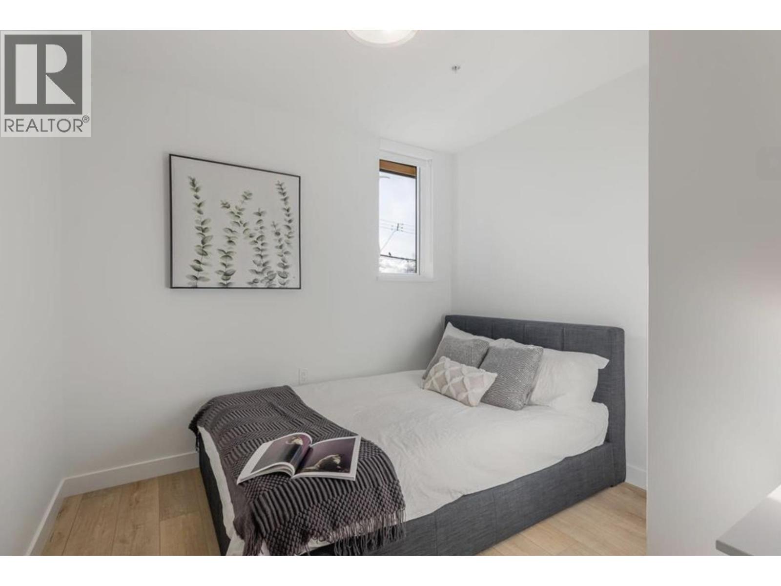 Property image for 204 4933 CLARENDON STREET|Vancouver, British Columbia V5R3J3