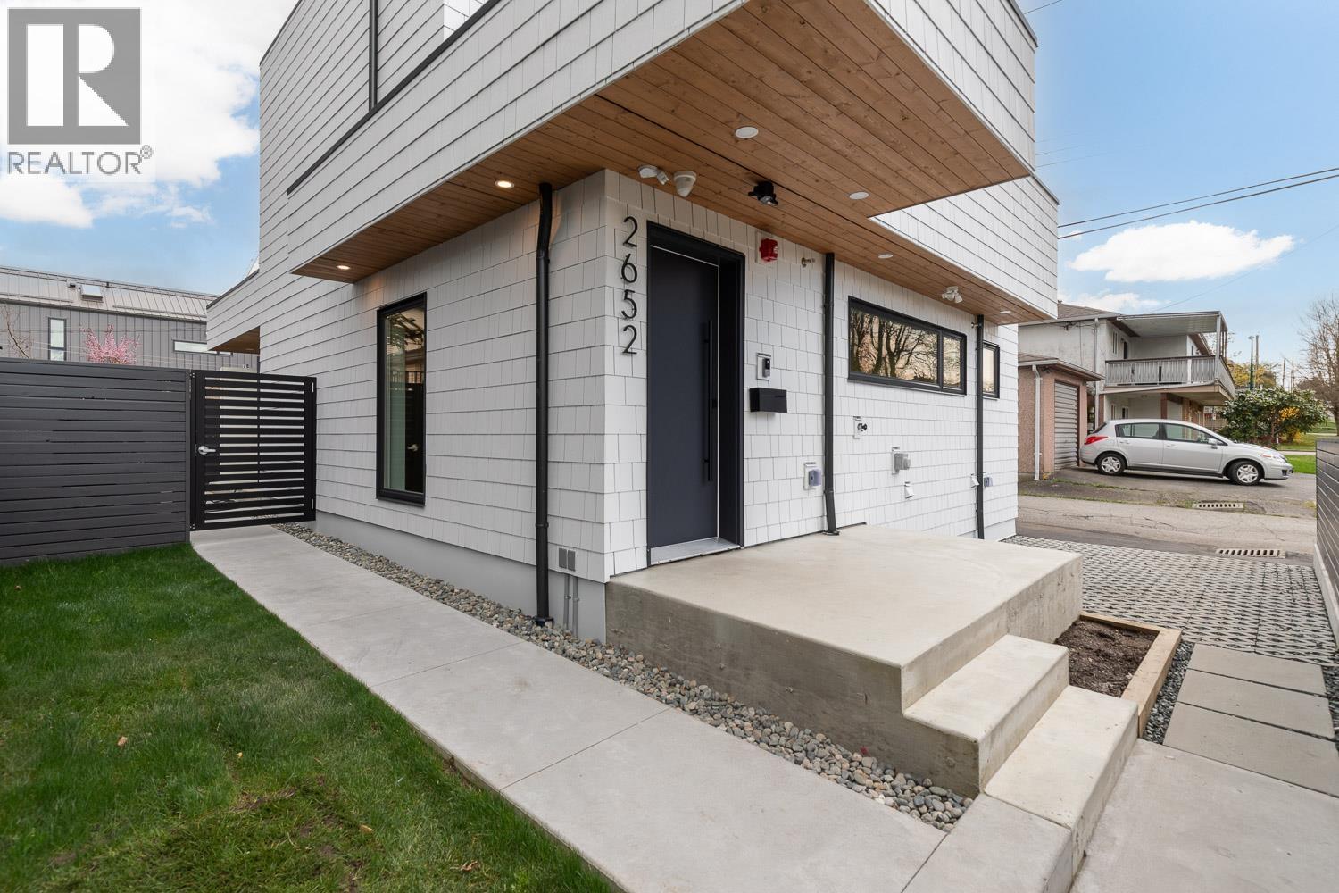 Property image for 2652 E 38TH AVENUE|Vancouver, British Columbia V5R3M9