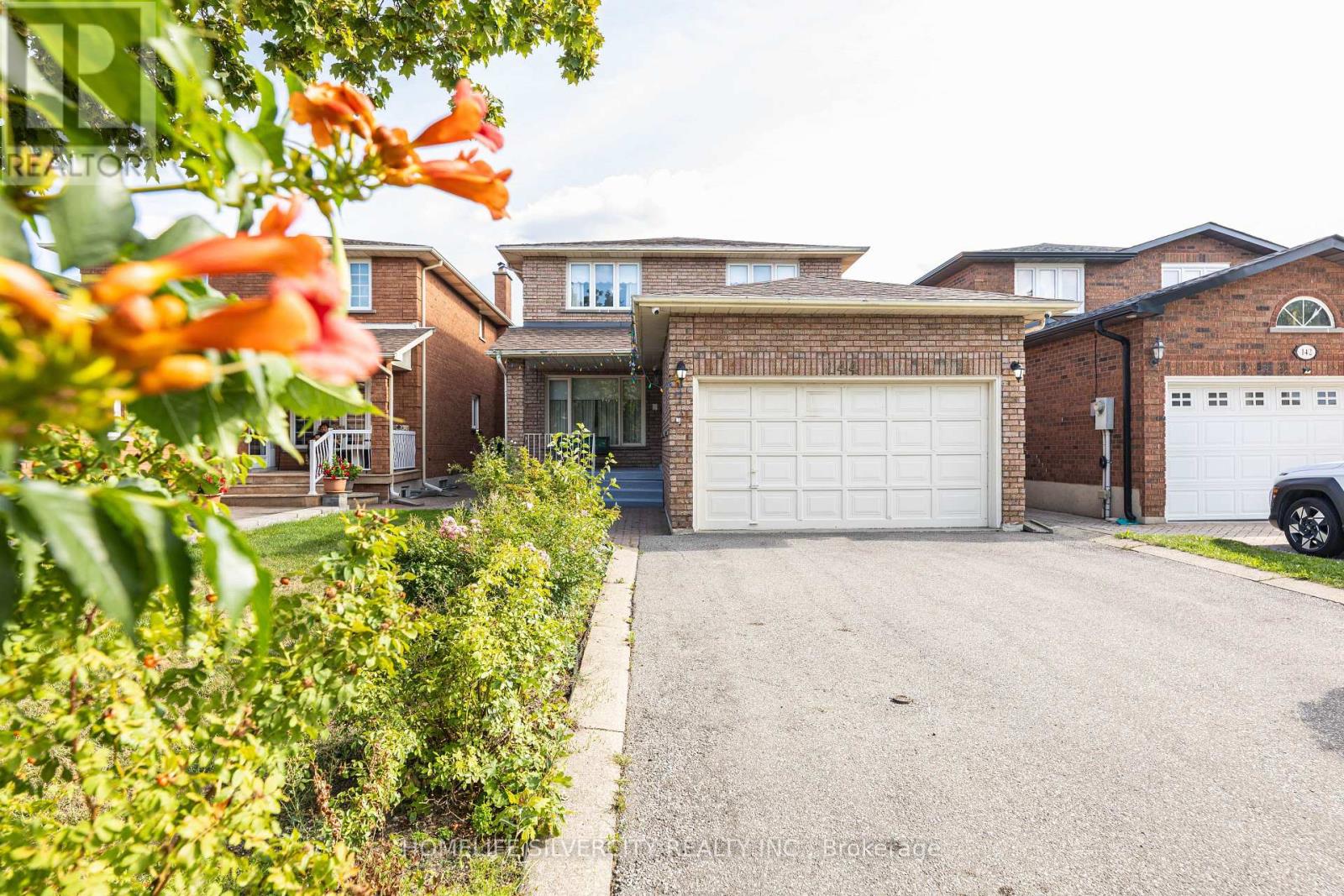 Property image for 144 JACKMAN CRESCENT|Vaughan (West Woodbridge), Ontario L4L6P1