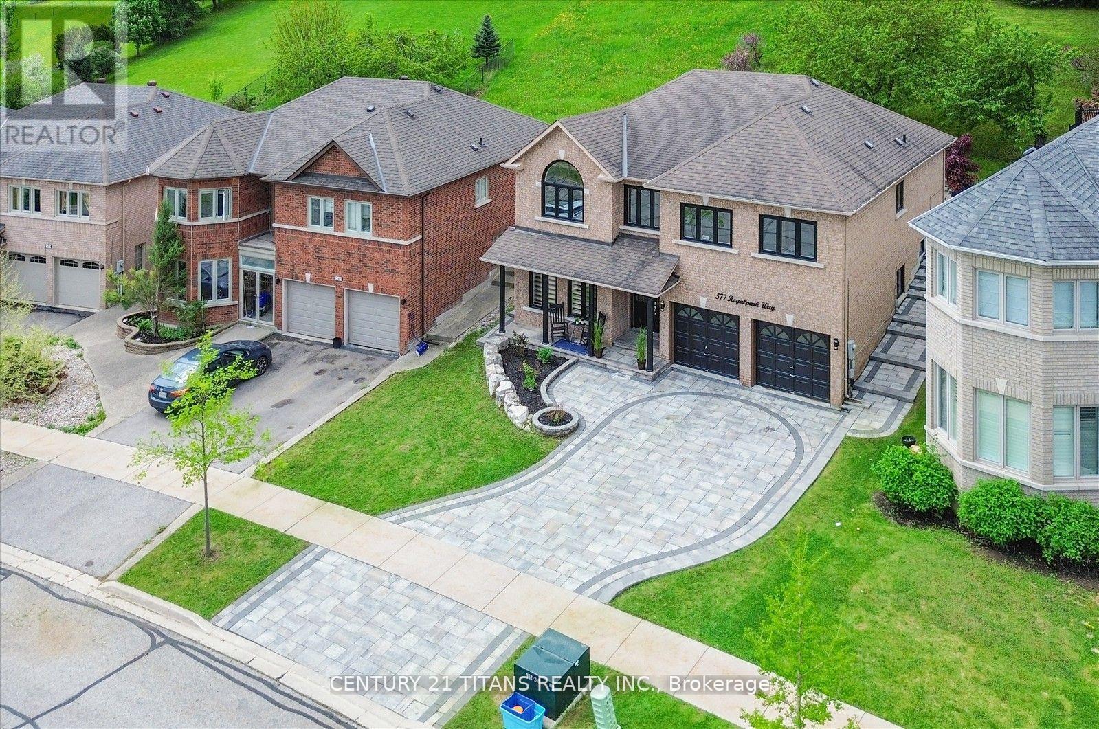 Property image for 577 ROYALPARK WAY|Vaughan (Elder Mills), Ontario L4H1K2