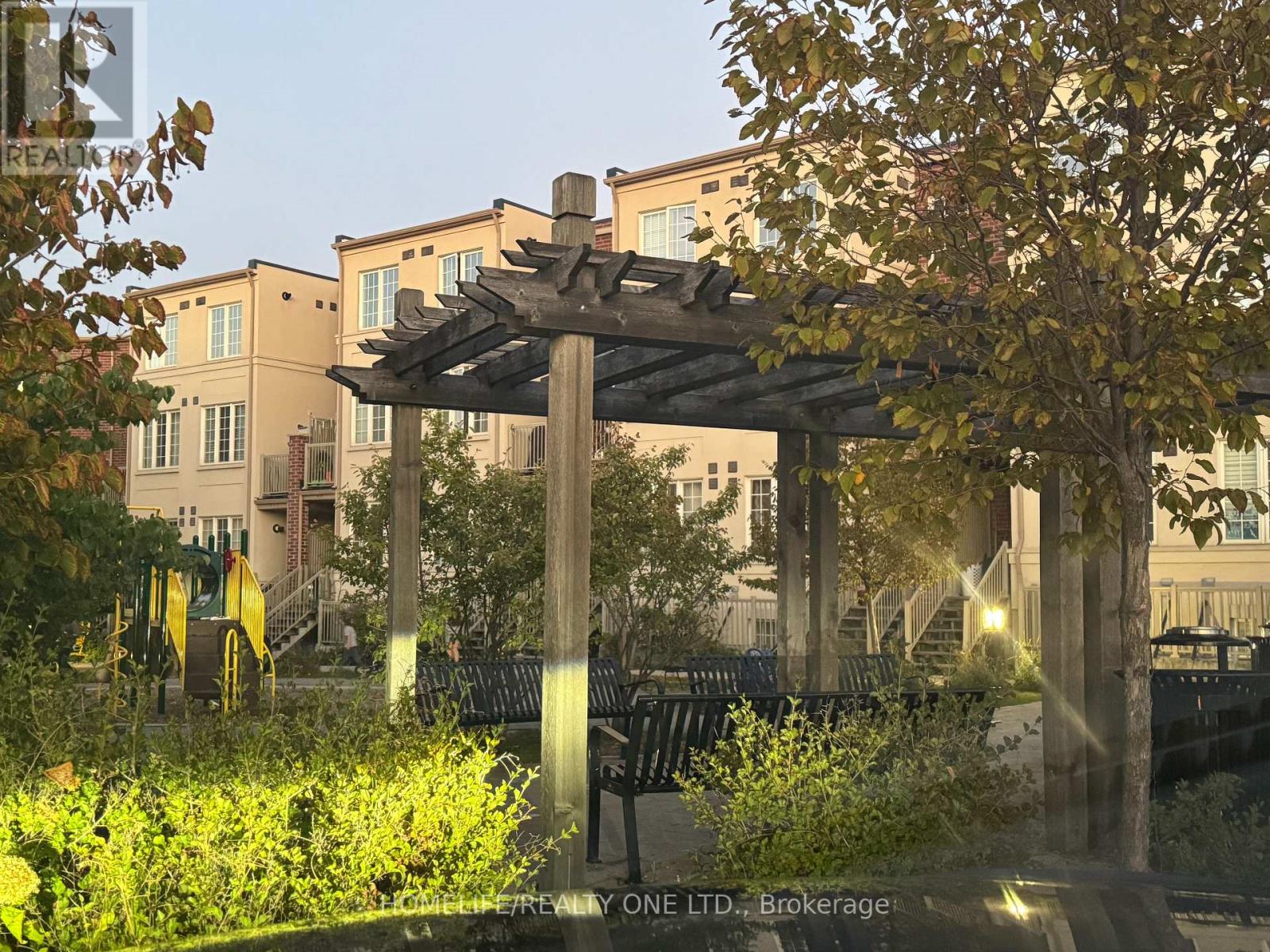 Property image for 15 - 29 ISLAND ROAD|Toronto (West Hill), Ontario M1C2P5