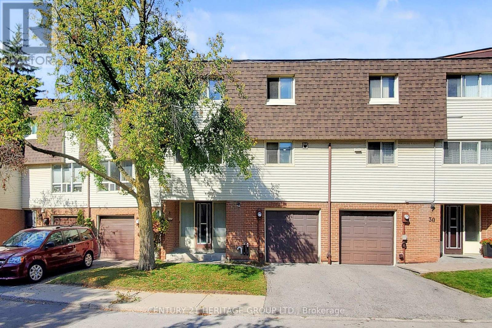 Property image for 32 JENNY WRENWAY|Toronto (Hillcrest Village), Ontario M2H2Y9