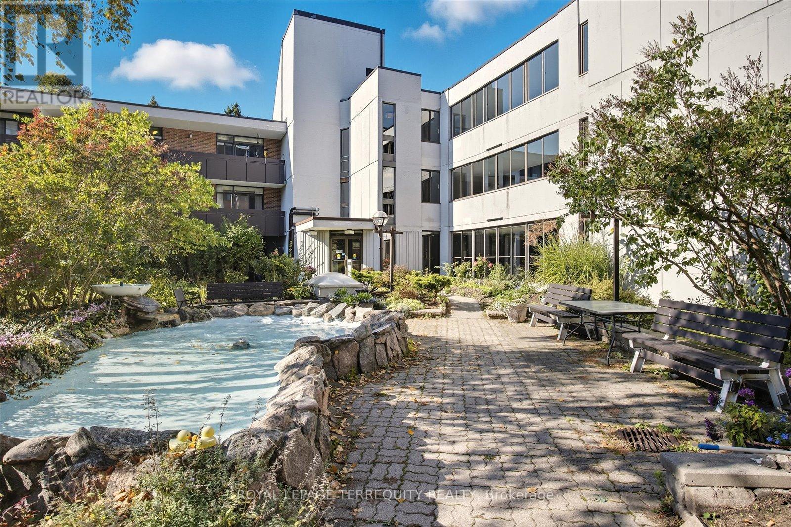 Property image for 5-209 - 50 OLD KINGSTON ROAD|Toronto (West Hill), Ontario M1E3J5