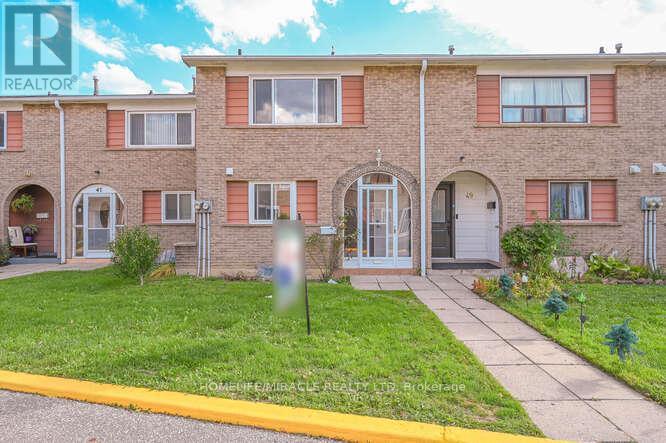 Property image for 48 - 2012 MARTINGROVE ROAD W|Toronto (West Humber-Clairville), Ontario M9V4A3