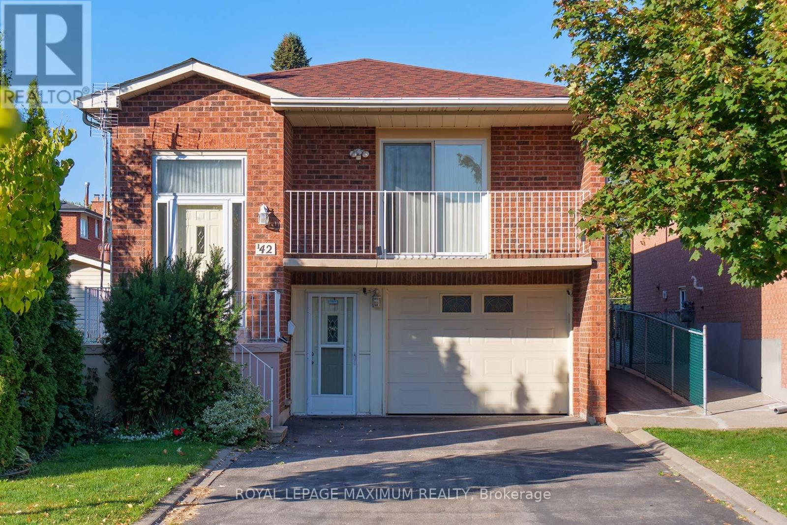 Property image for 42 KAISER DRIVE|Vaughan (West Woodbridge), Ontario L4L3V4