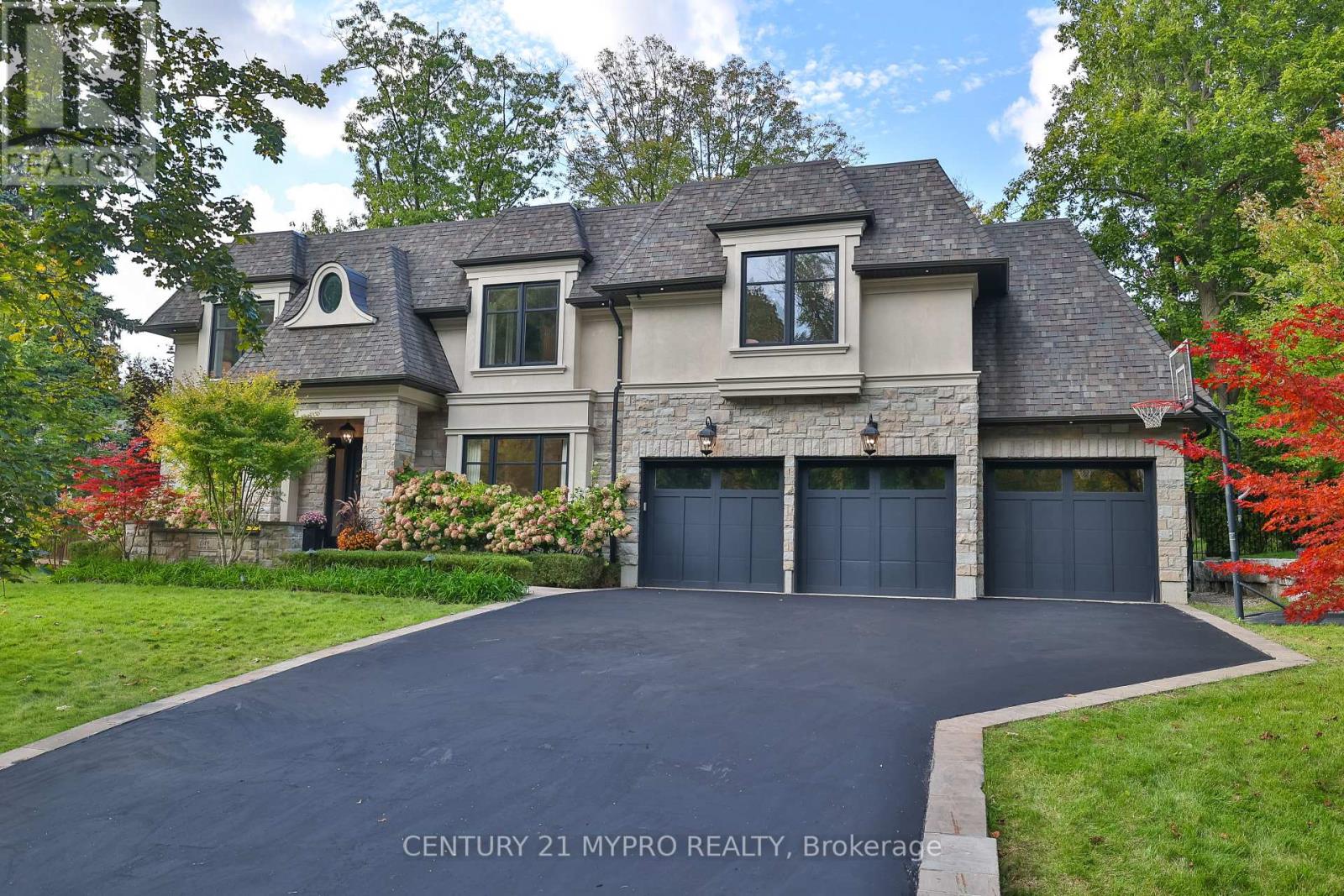 Property image for 1389 WEAVER AVENUE|Oakville (MO Morrison), Ontario L6J2L6