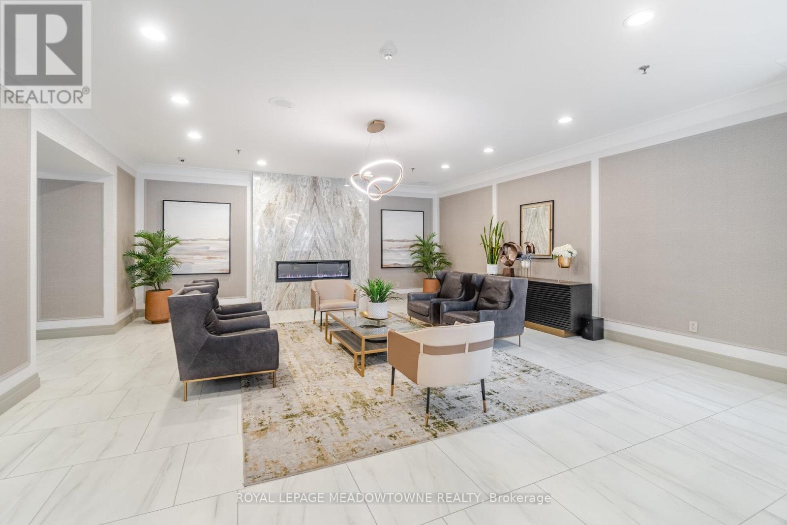Property image for 406 - 75 KING STREET E|Mississauga (Cooksville), Ontario L5A4G5