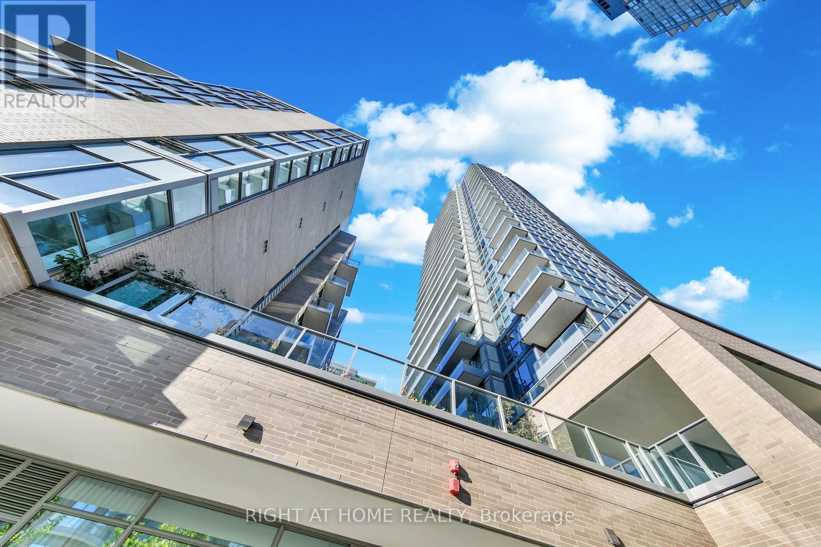 Property image for 625 - 52 FOREST MANOR ROAD|Toronto (Henry Farm), Ontario M2J0E2