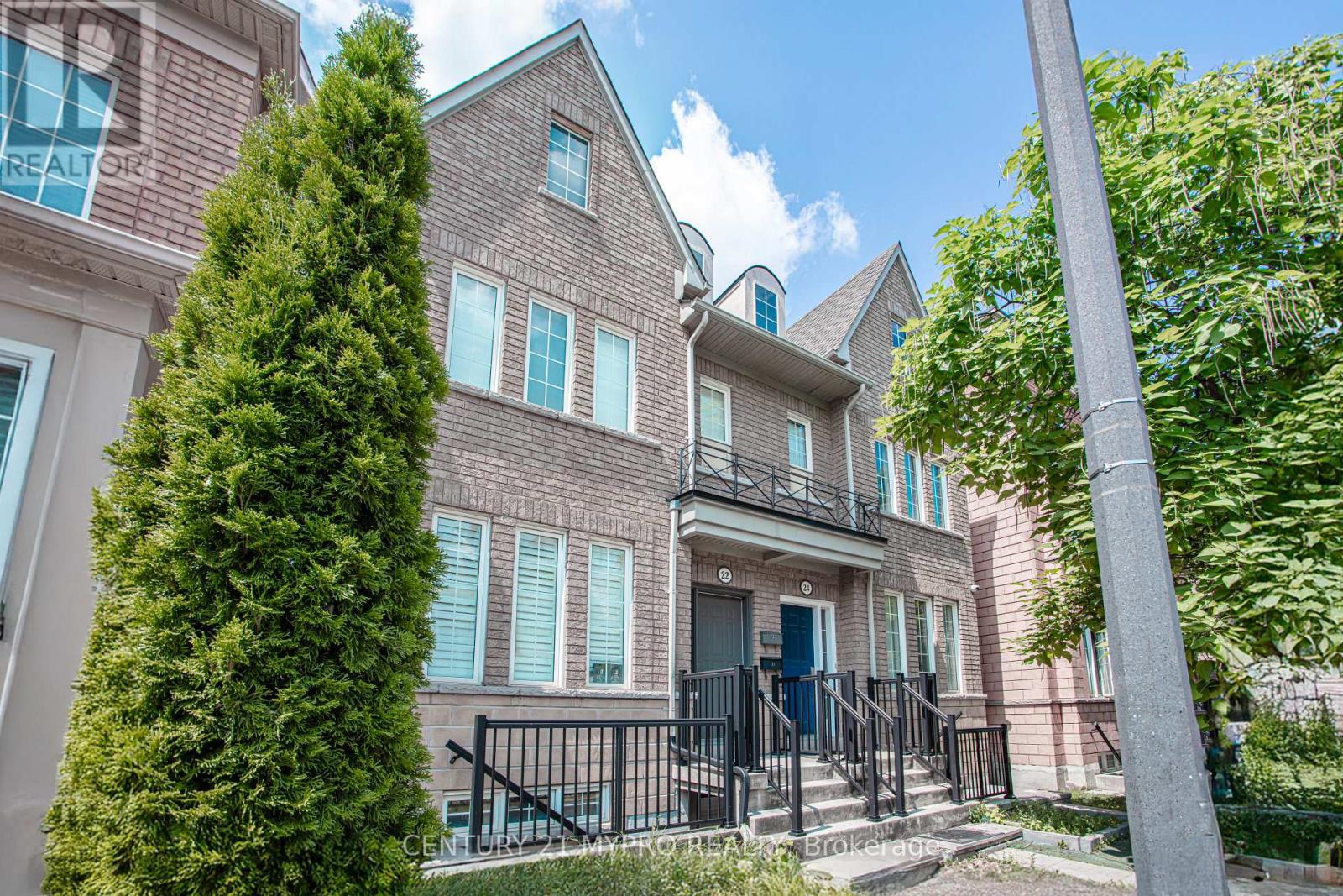 Property image for 22 MANSUR TERRACE|Toronto (York University Heights), Ontario M3J3R1