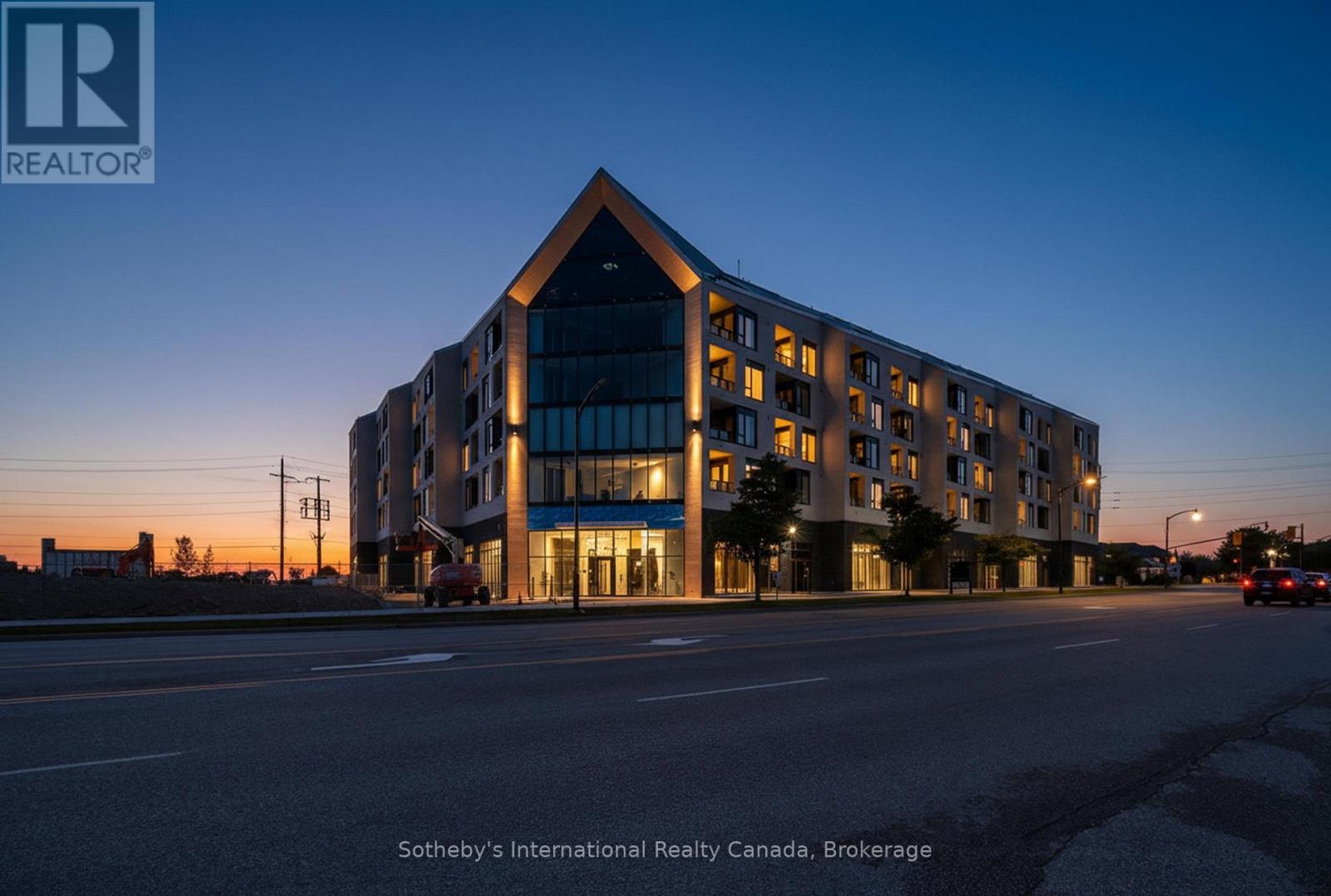 224 - 31 HURON STREET