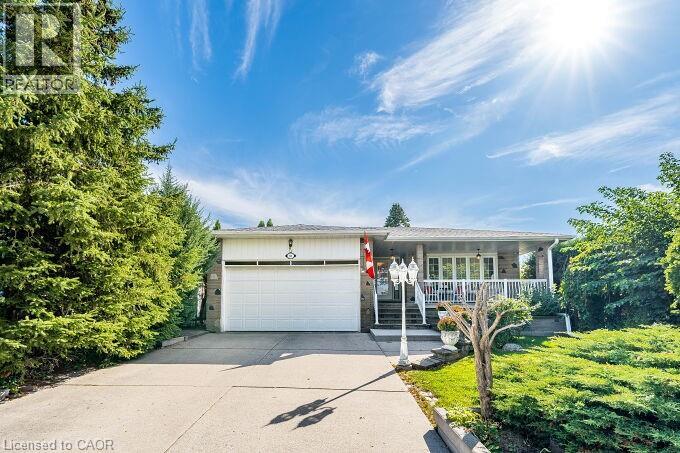 Property image for 61 BREWSTER Crescent|Toronto, Ontario M3N1C7