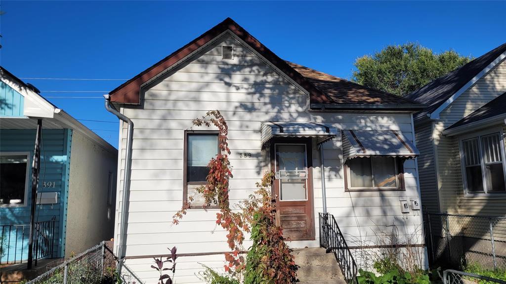 Property image for 389 Aberdeen Avenue|Winnipeg, Manitoba R2W1V5